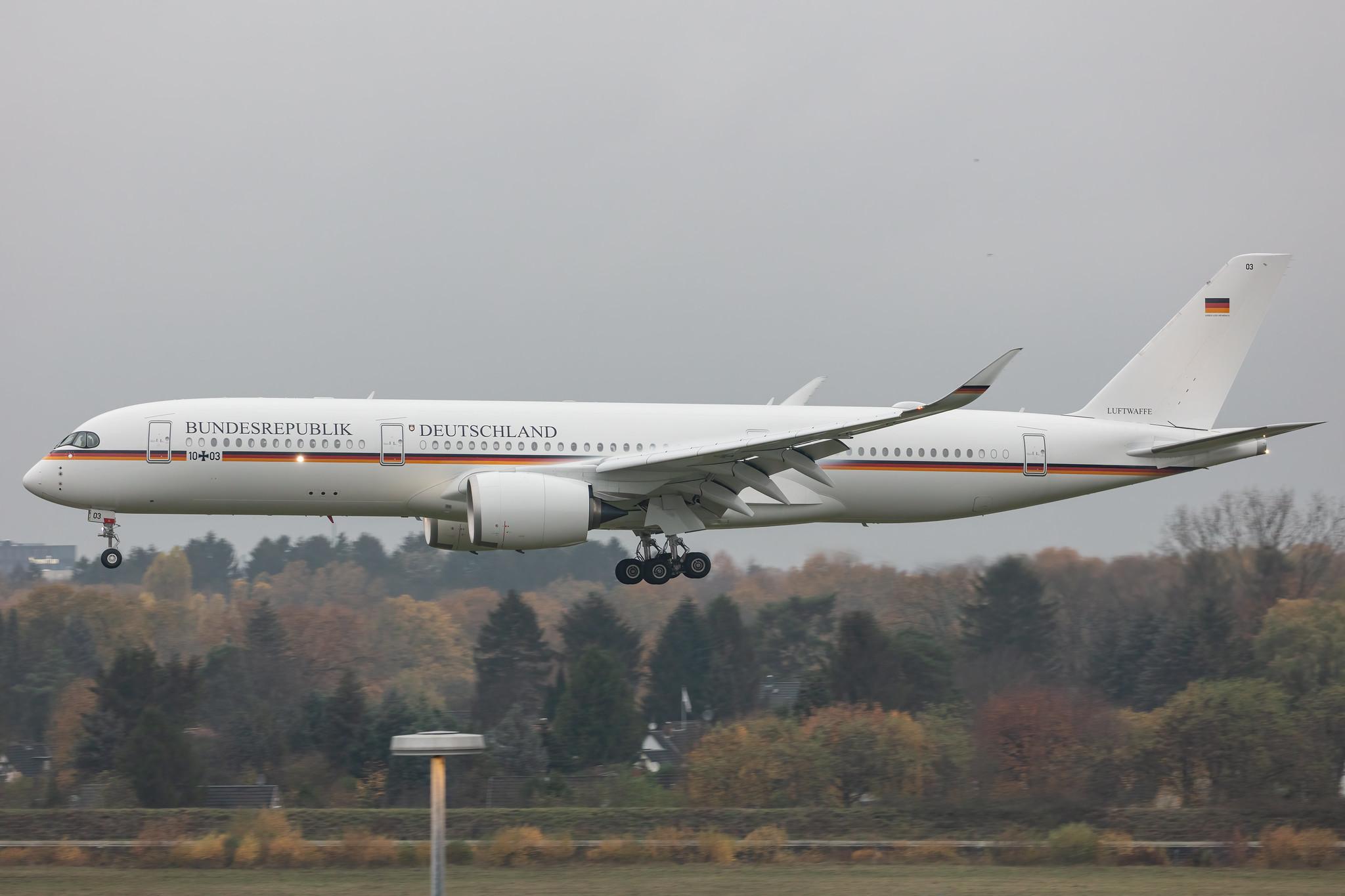 Hamburg Airport: German Air Force (/ GAF) |  Airbus A350-941 A359 | 10+03 | MSN 416
