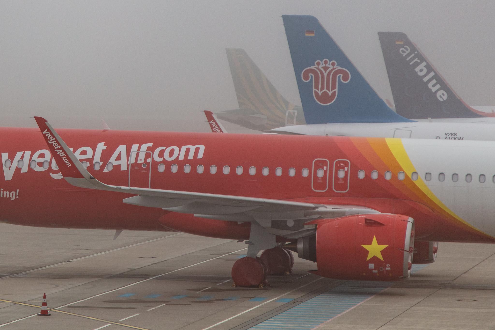 Flughafen Rostock-Laage: VietJetAir (VJ / VJC) |  Airbus A321-271NX A21N | D-AYAF (VN-A533) | MSN 9515