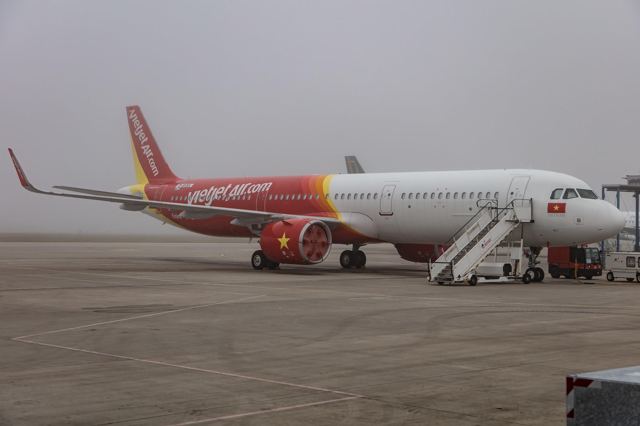 Flughafen Rostock-Laage: VietJetAir (VJ / VJC) |  Airbus A321-271N A21N | D-AVXA | MSN 6673