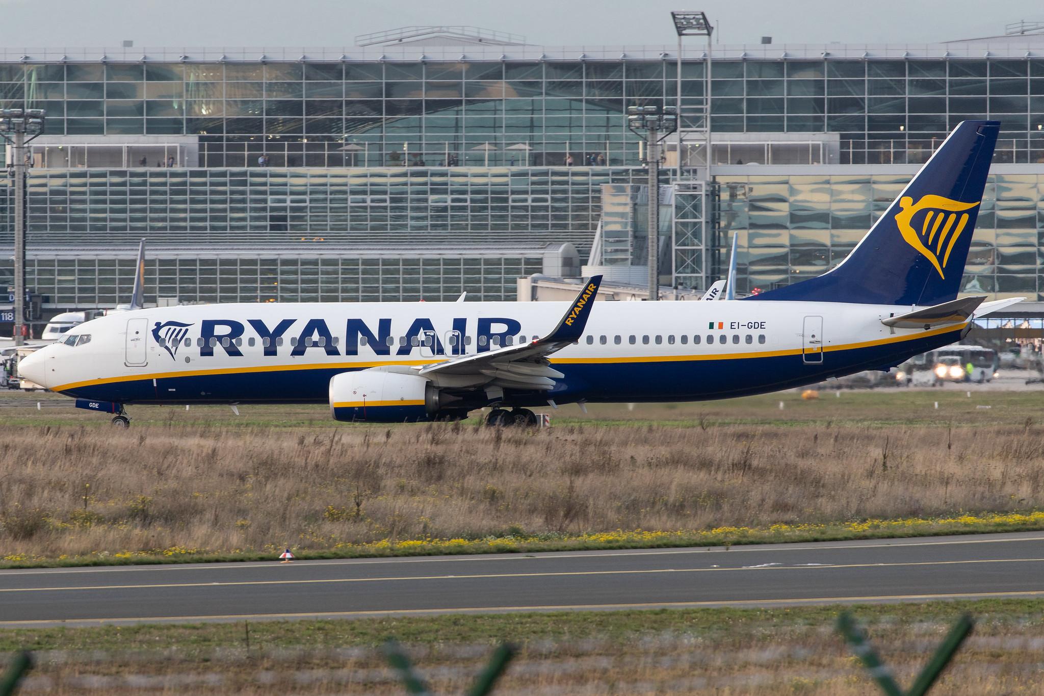 Frankfurt Airport: Ryanair (FR / RYR) |  Boeing 737-8AS B738 | EI-GDE | MSN 44803
