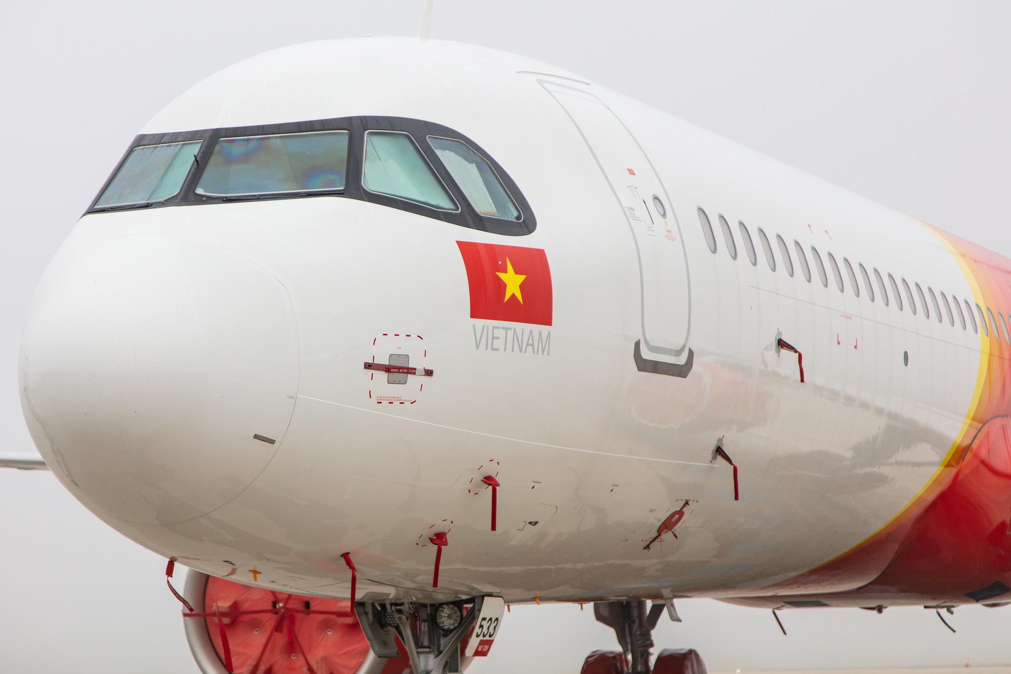 Flughafen Rostock-Laage: VietJetAir (VJ / VJC) |  Airbus A321-271NX A21N | D-AYAF (VN-A533) | MSN 9515