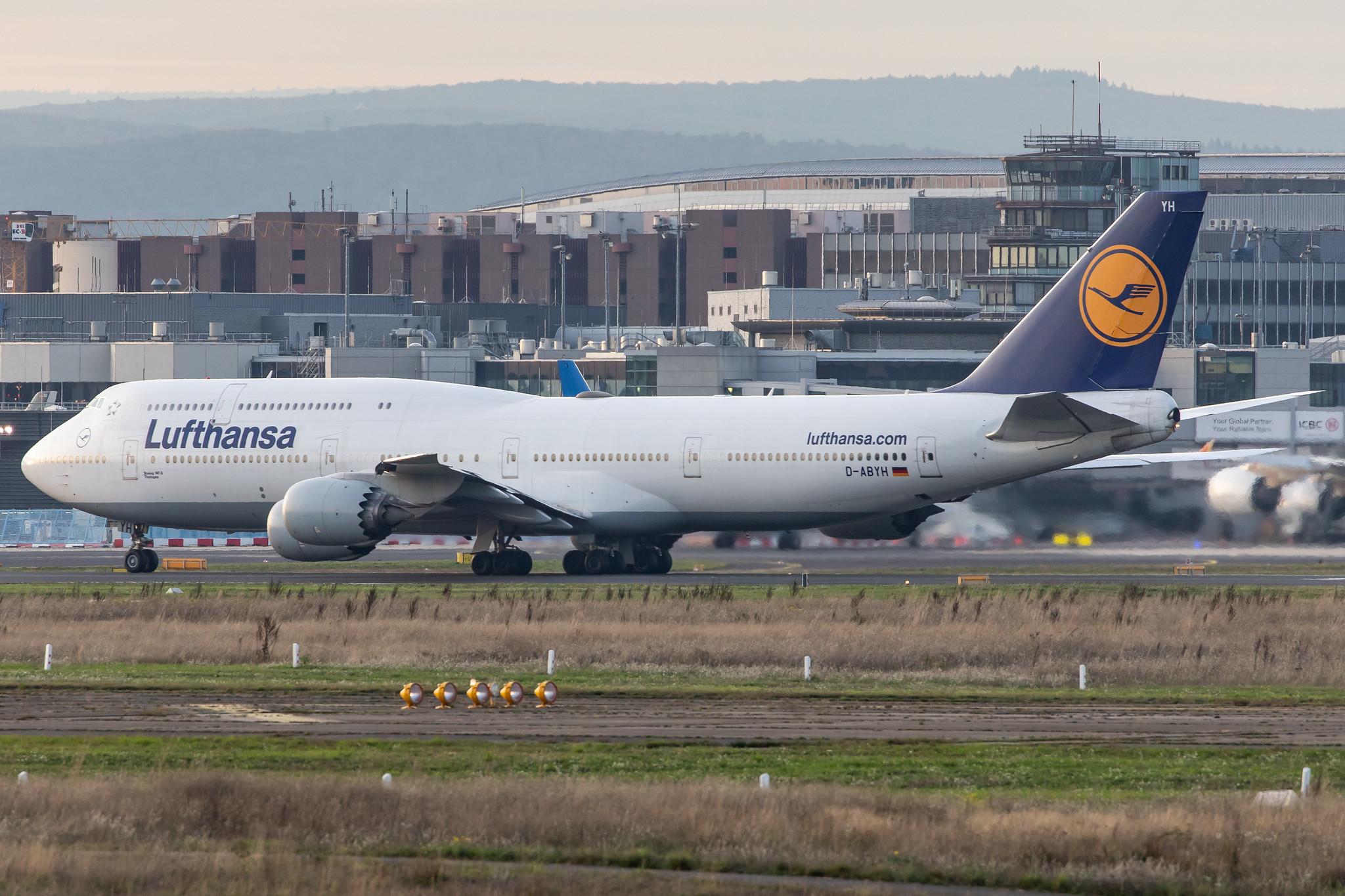 Frankfurt Airport: Lufthansa (LH / DLH) |  Boeing 747-830 B748 | D-ABYH | MSN 37832