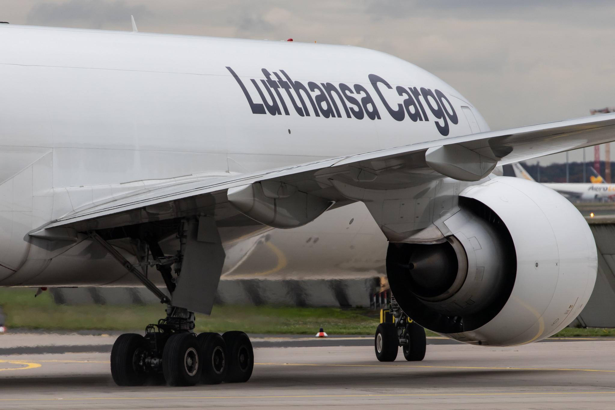 Frankfurt Airport: Lufthansa Cargo (/ GEC) |  Boeing 777-FBT B77L | D-ALFF | MSN 66089