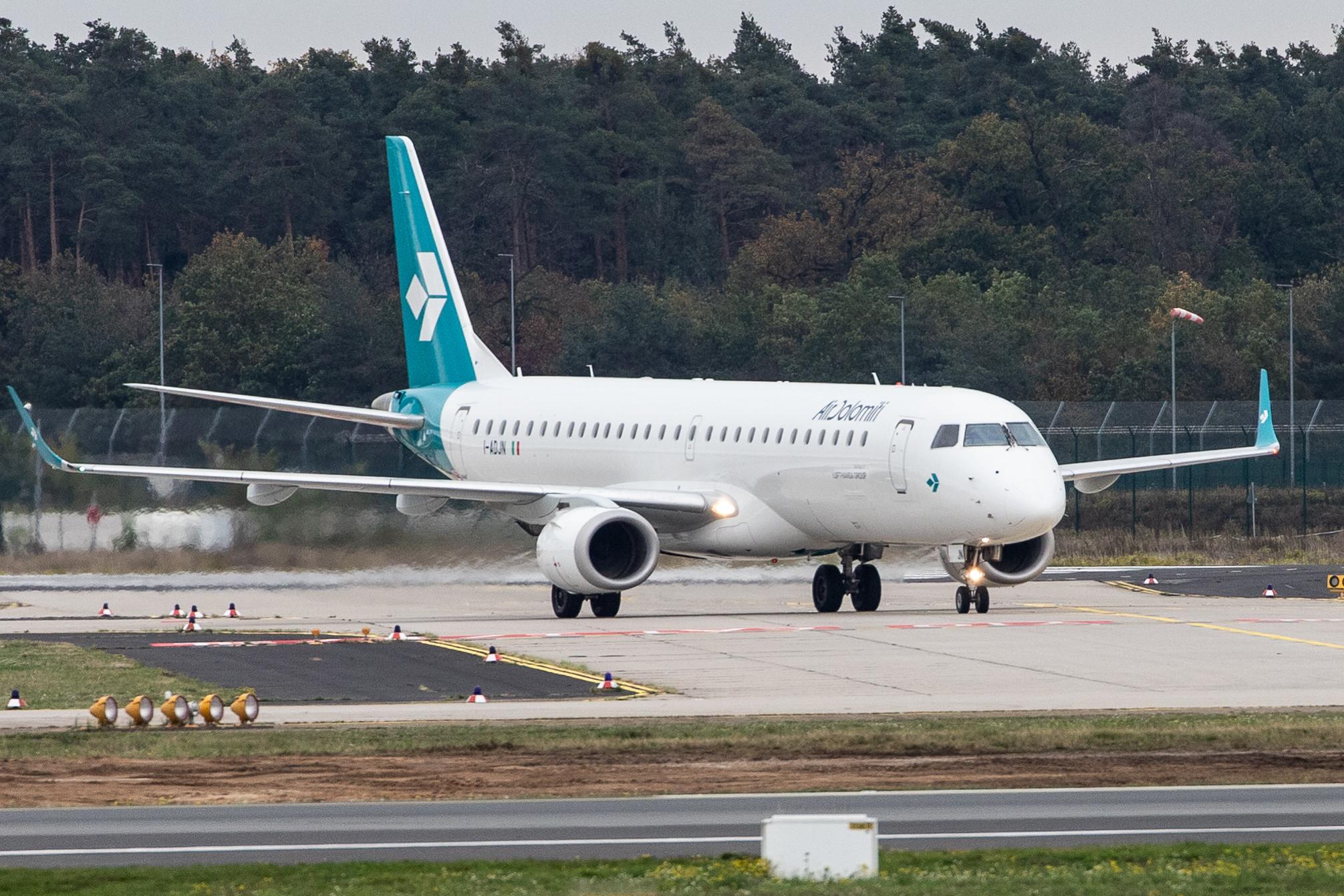 Frankfurt Airport: Air Dolomiti (EN / DLA) |  Embraer E195LR E195 | I-ADJN | MSN 19000270