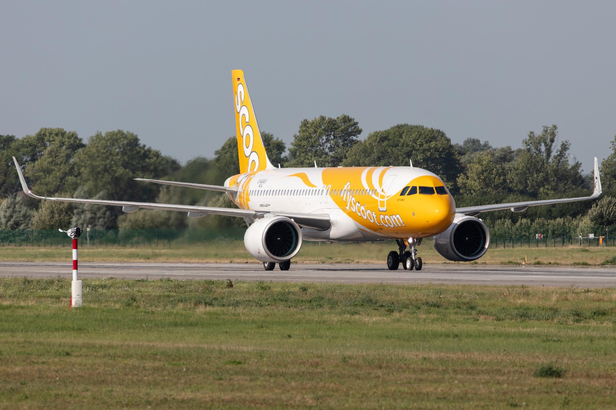 Hamburg Finkenwerder: Scoot (TR / TGW) |  Airbus A320-271N A20N | D-AUAX (9V-TND) | MSN 9414