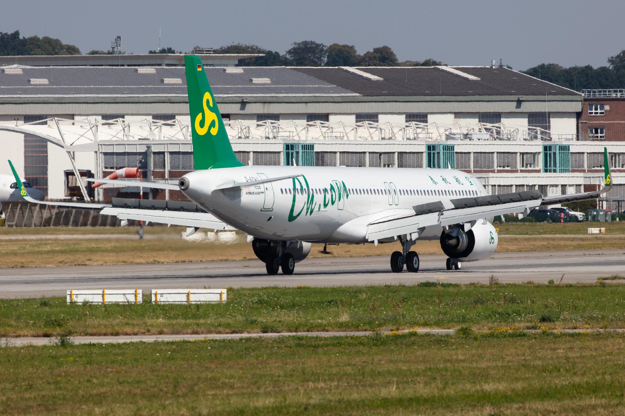 Hamburg Finkenwerder: Spring Airlines  (9C / CQH) |  Airbus A321-253NX A21N | D-AZAU (B-30FZ) | MSN 9556