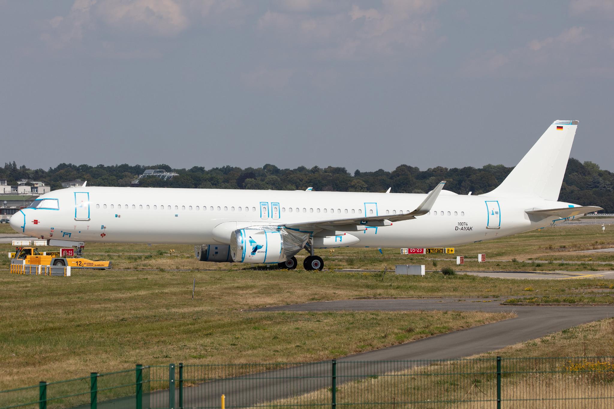 Hamburg Finkenwerder: Azores Airlines (S4 / RZO) |  Airbus A321-253NX A21N | D-AYAK (CS-TSI) | MSN 10074