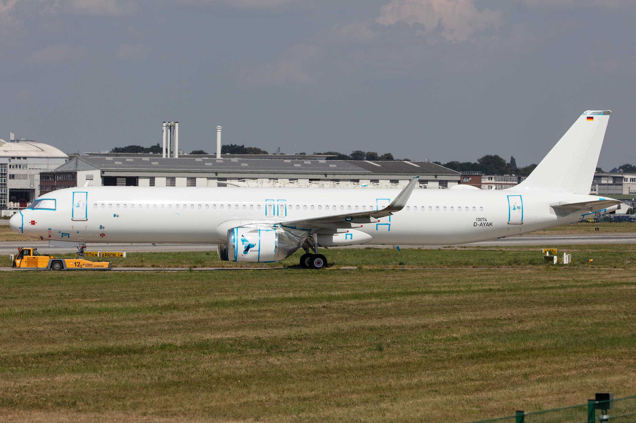 Hamburg Finkenwerder: Azores Airlines (S4 / RZO) |  Airbus A321-253NX A21N | D-AYAK (CS-TSI) | MSN 10074