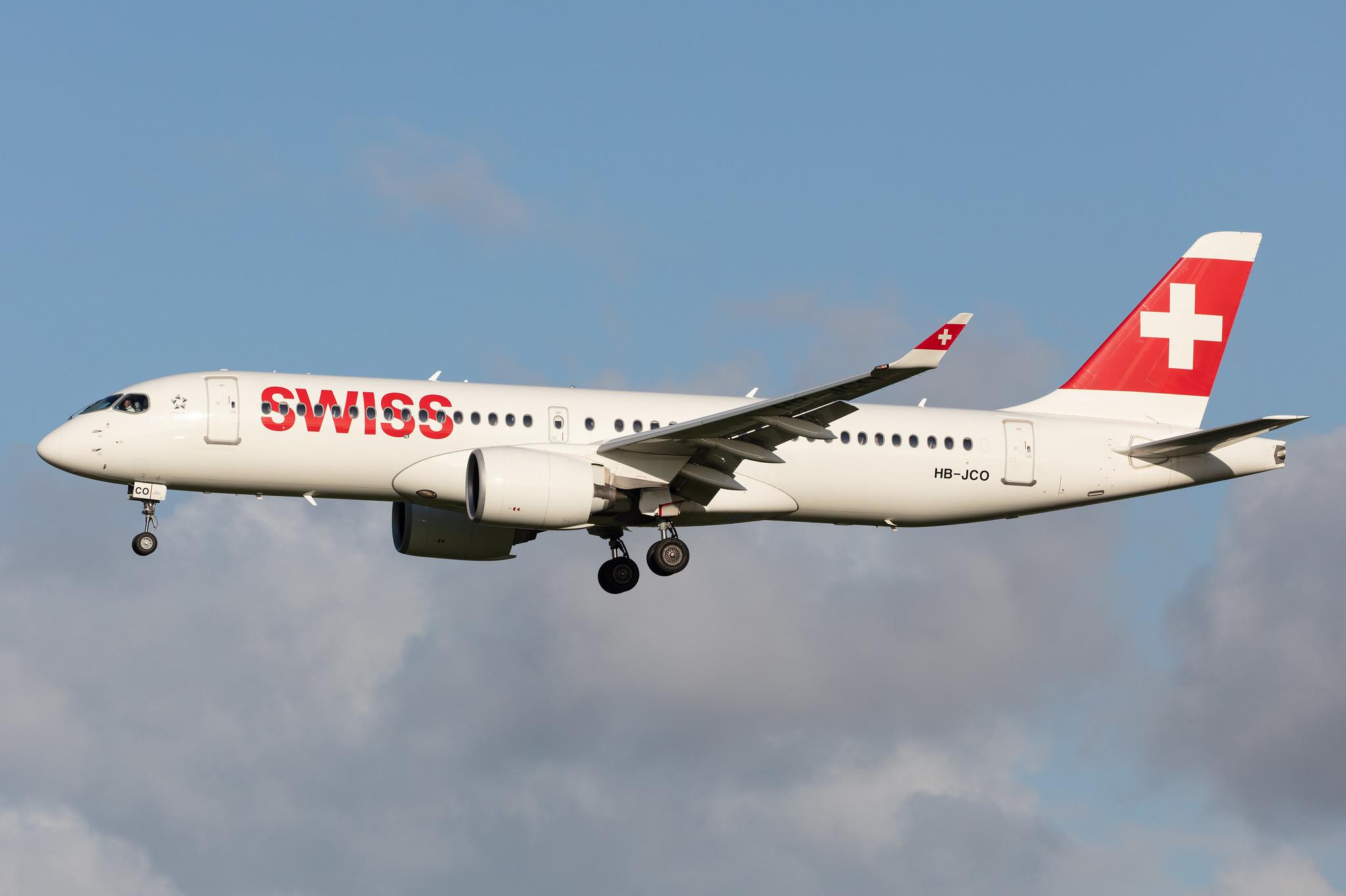 Amsterdam Airport Schiphol: Swiss (LX / SWR) |  Airbus A220-300 BCS3 | HB-JCO | MSN 55033