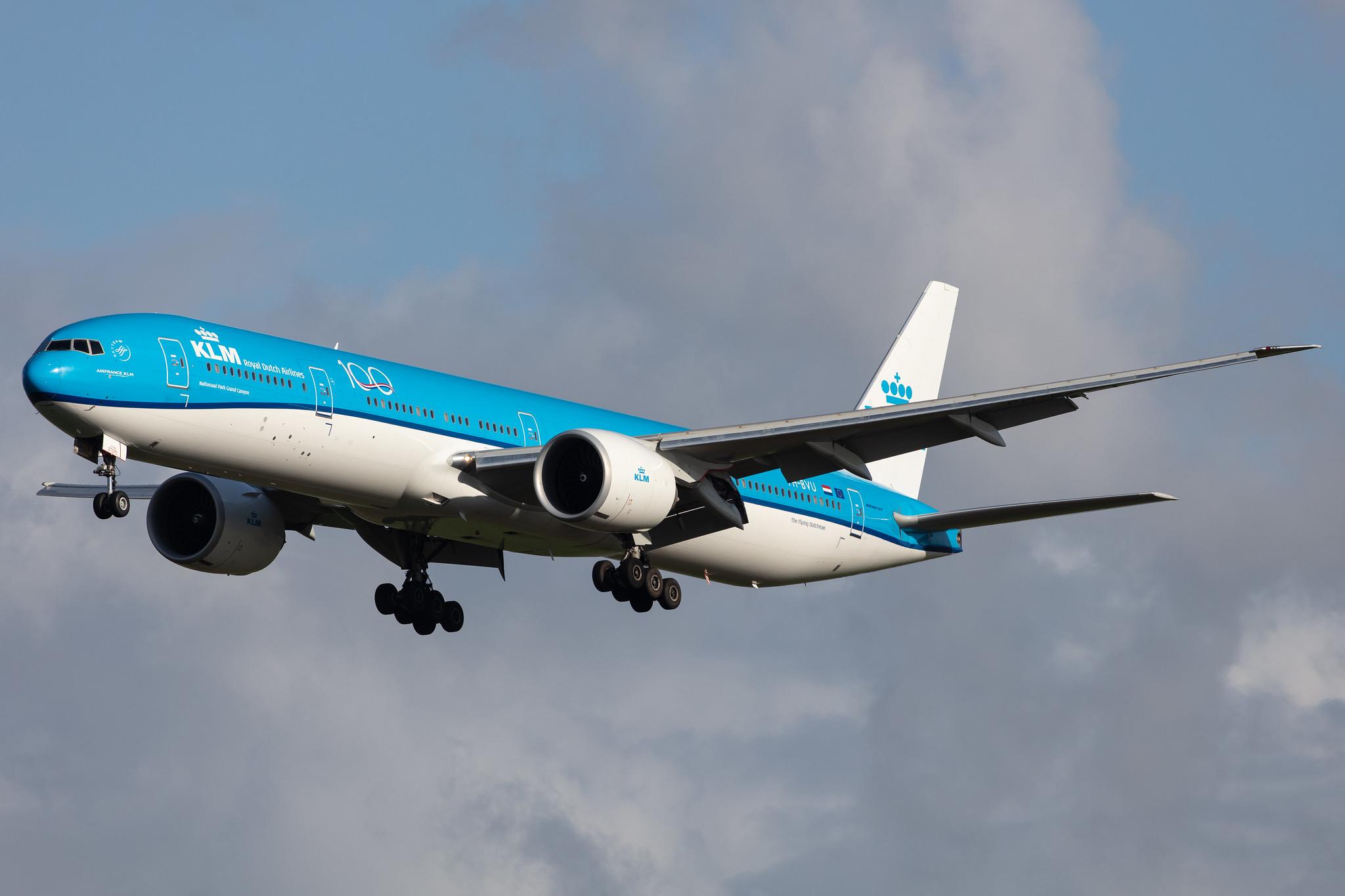 Amsterdam Airport Schiphol: KLM (KL / KLM) |  Boeing 777-306(ER) B77W | PH-BVU | MSN 61702
