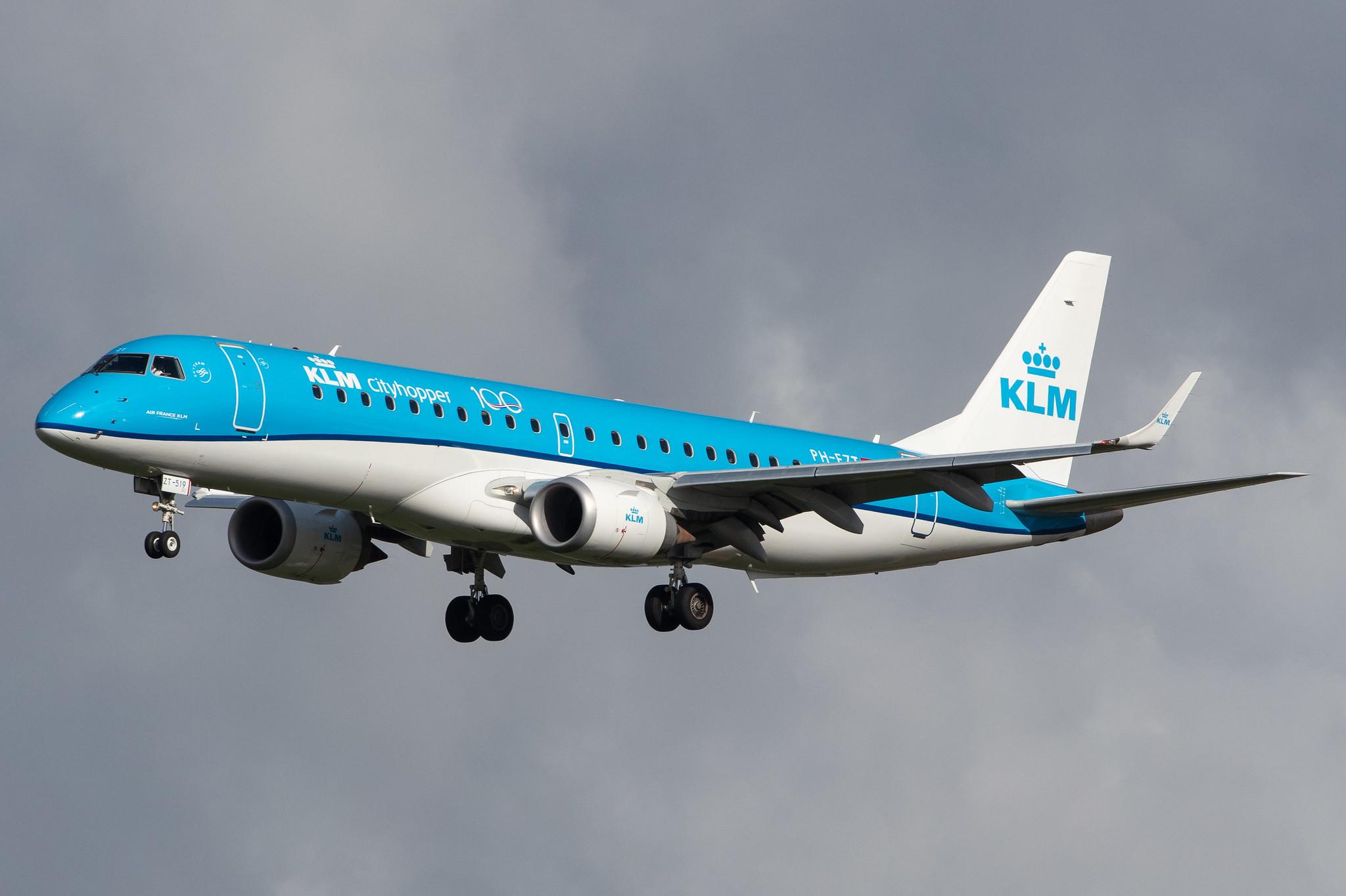 Amsterdam Airport Schiphol: KLM (KL / KLM) | Operator: KLM Cityhopper |  Embraer E190STD E190 | PH-EZT | MSN 19000519