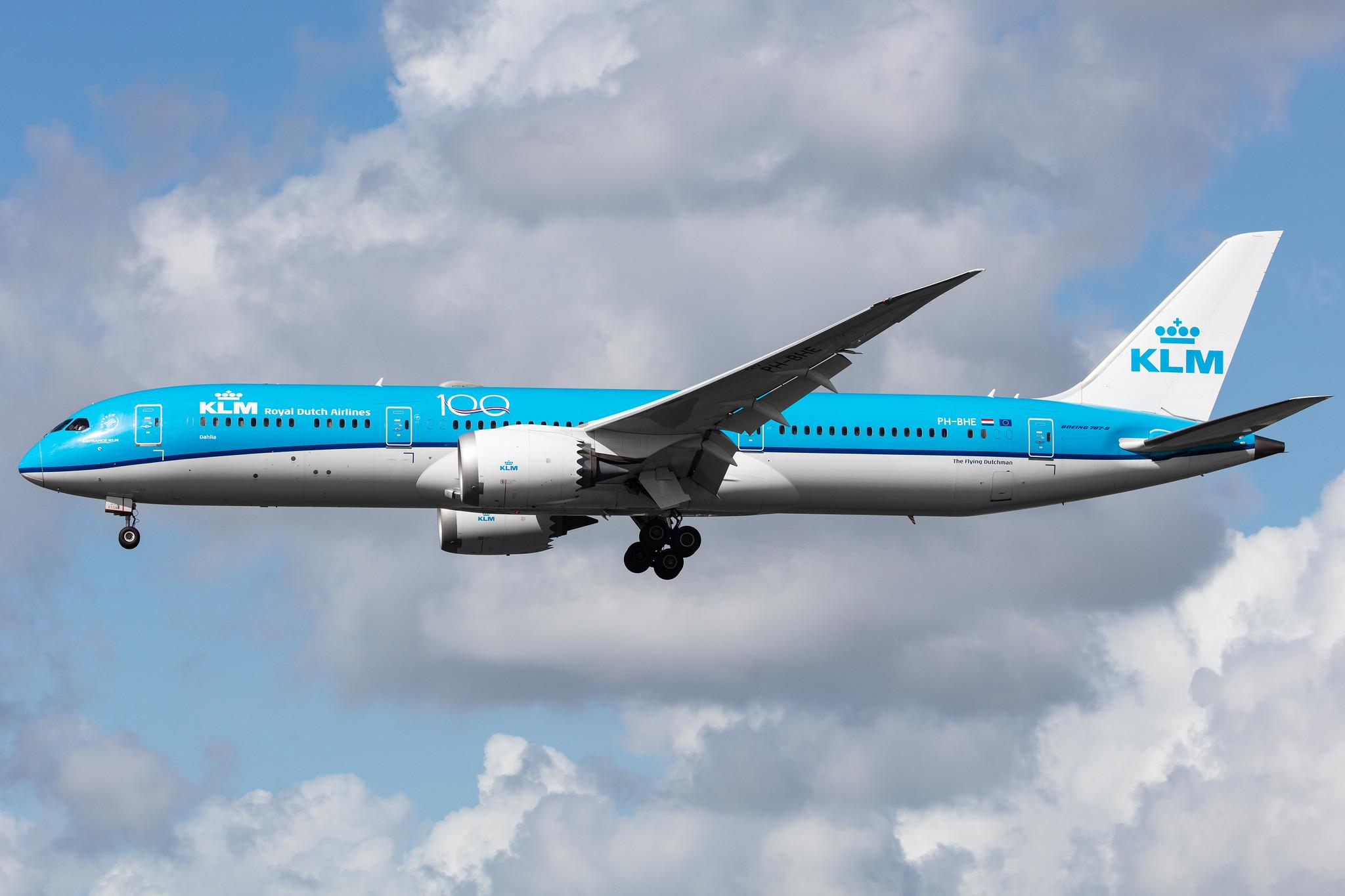 Amsterdam Airport Schiphol: KLM (KL / KLM) |  Boeing 787-9 Dreamliner B789 | PH-BHE | MSN 38765