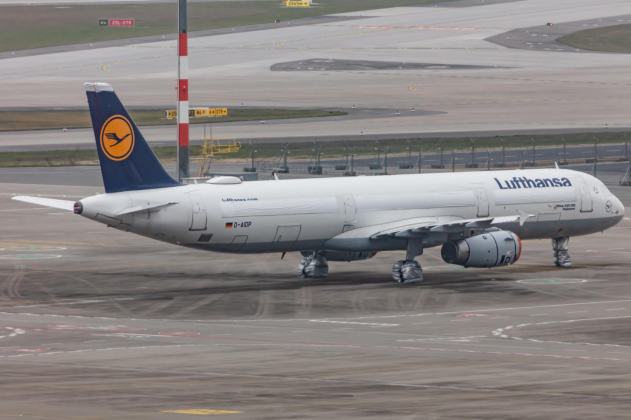 Flughafen Berlin Brandenburg: Lufthansa (LH / DLH) |  Airbus A321-231 A321 | D-AIDP | MSN 5049