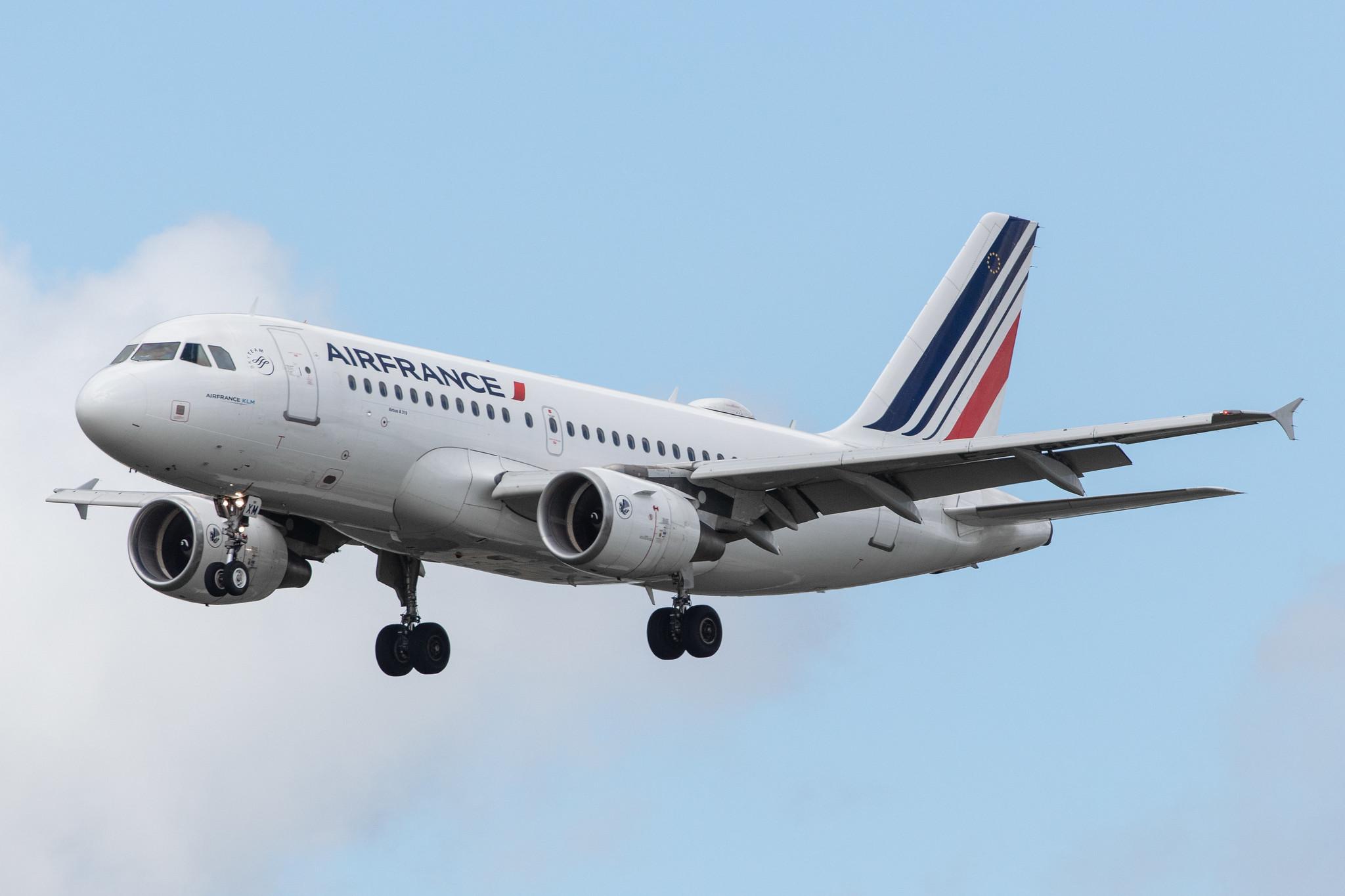 Amsterdam Airport Schiphol: Air France (AF / AFR) |  Airbus A319-111 A319 | F-GRXM | MSN 2961