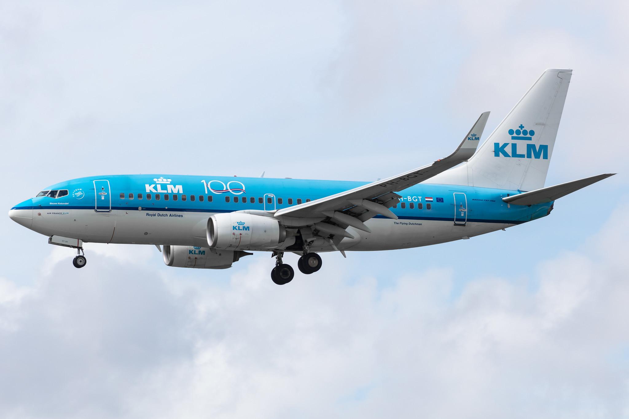 Amsterdam Airport Schiphol: KLM (KL / KLM) |  Boeing 737-7K2 B737 | PH-BGT | MSN 38634