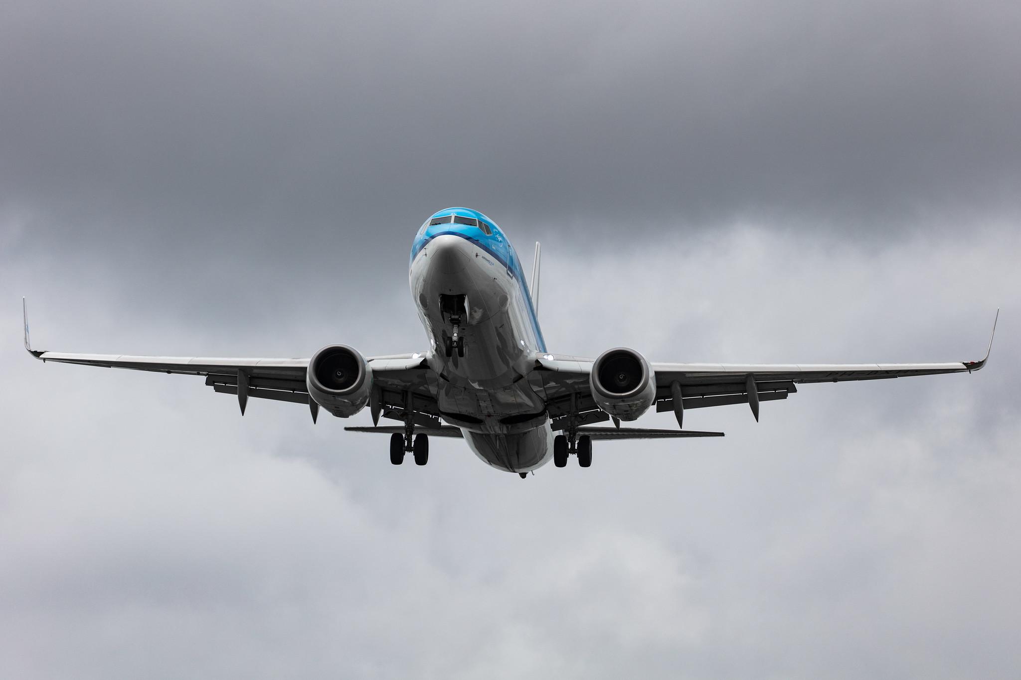 Amsterdam Airport Schiphol: KLM (KL / KLM) |  Boeing 737-8K2 B738 | PH-BXH | MSN 29597