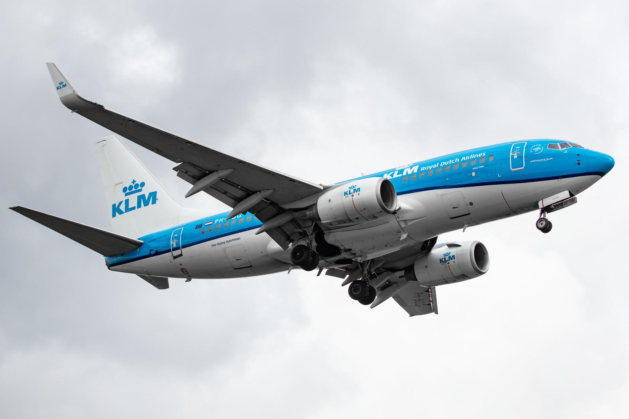 Amsterdam Airport Schiphol: KLM (KL / KLM) |  Boeing 737-7K2 B737 | PH-BGG | MSN 30367