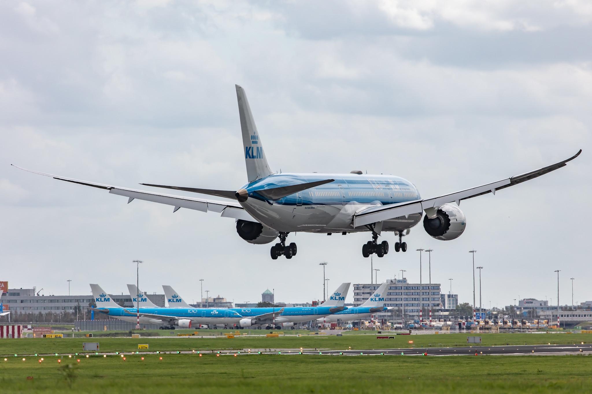 Amsterdam Airport Schiphol: KLM (KL / KLM) |  Boeing 787-9 Dreamliner B789 | PH-BHG | MSN 38766