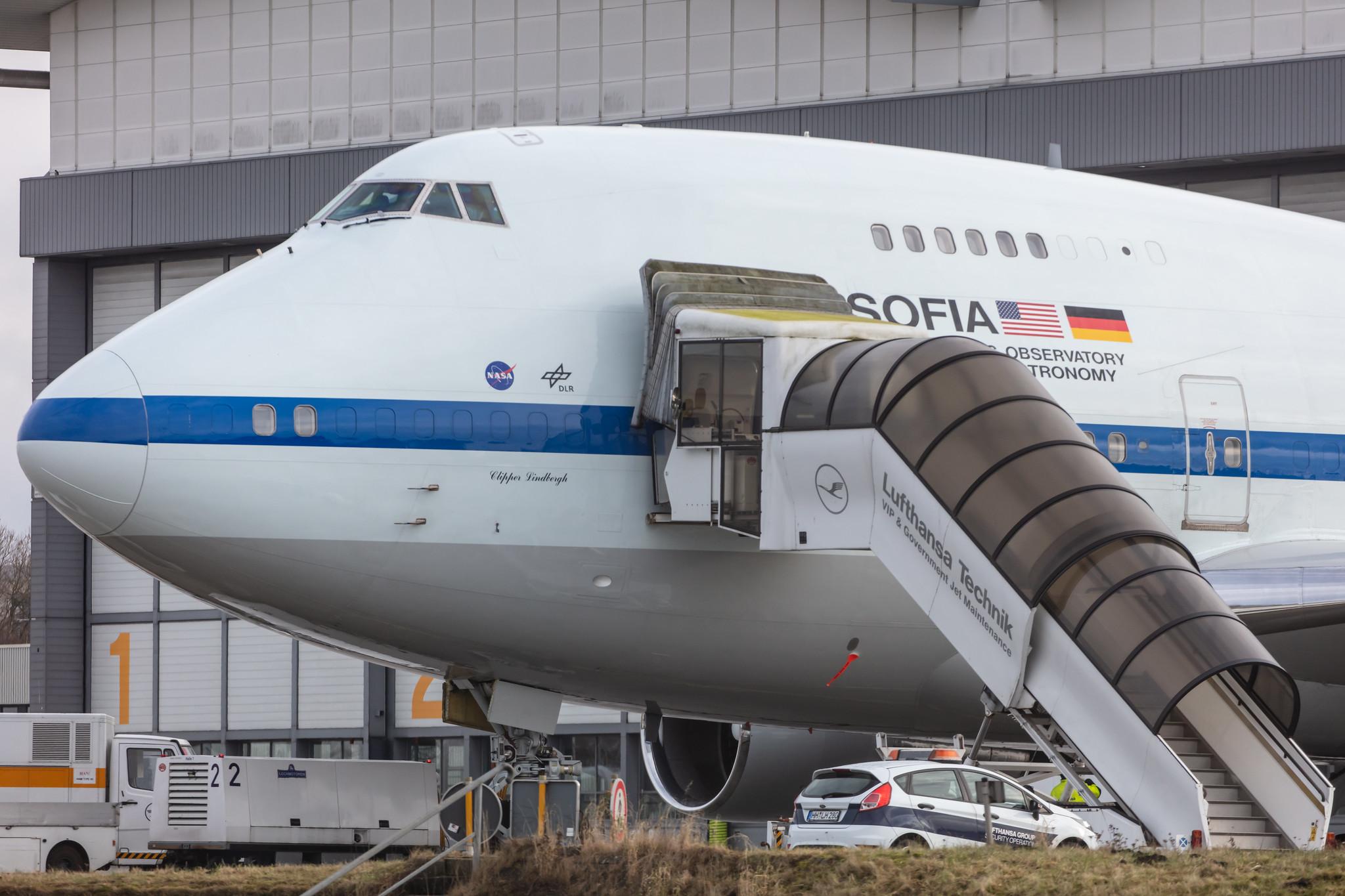 Hamburg Airport: NASA |  Boeing 747SP-21 B74S | N747NA | MSN 21441