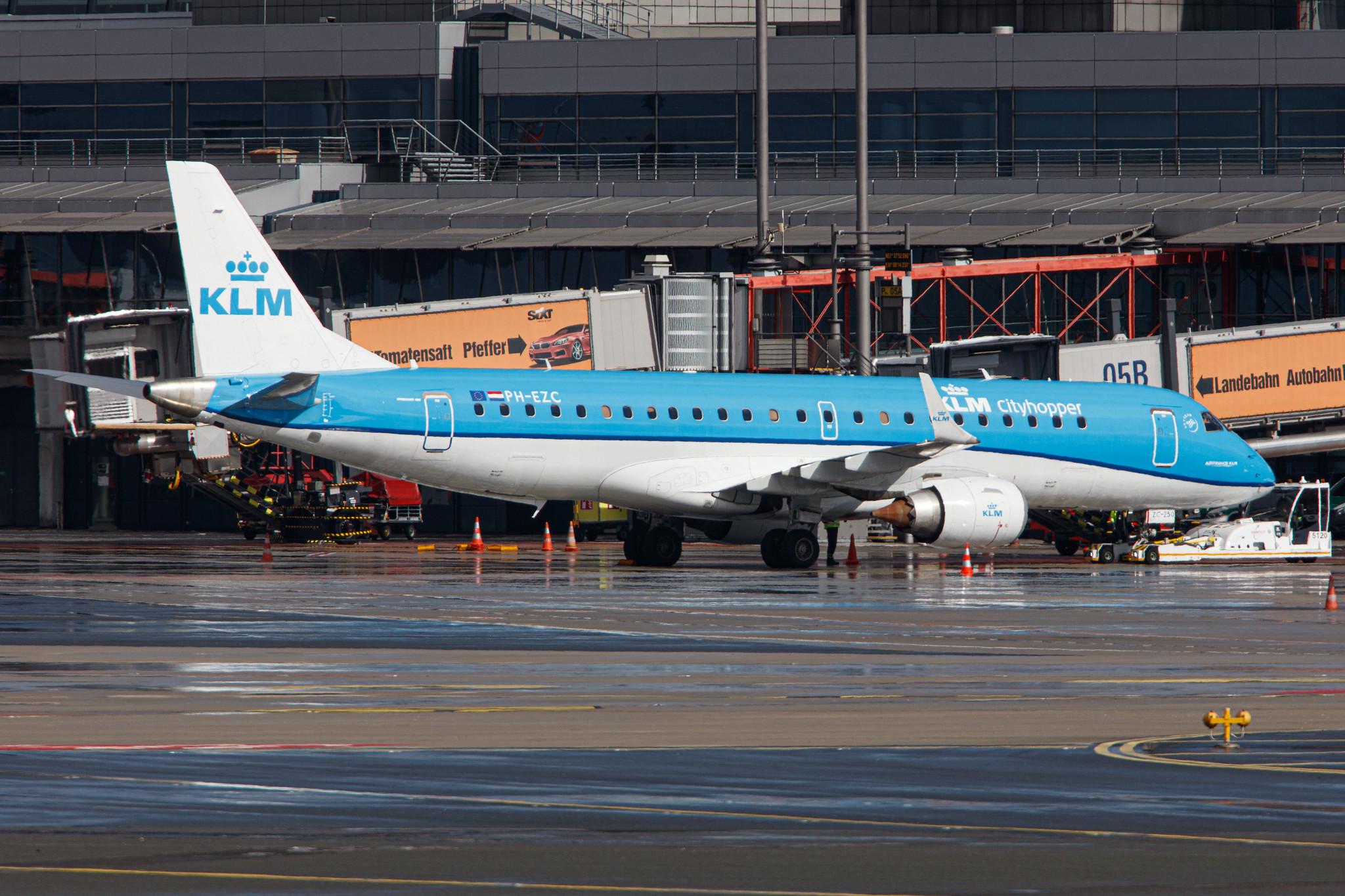 Hamburg Airport: KLM (KL / KLM) | Operator: KLM Cityhopper |  Embraer E190STD E190 | PH-EZC | MSN 19000250