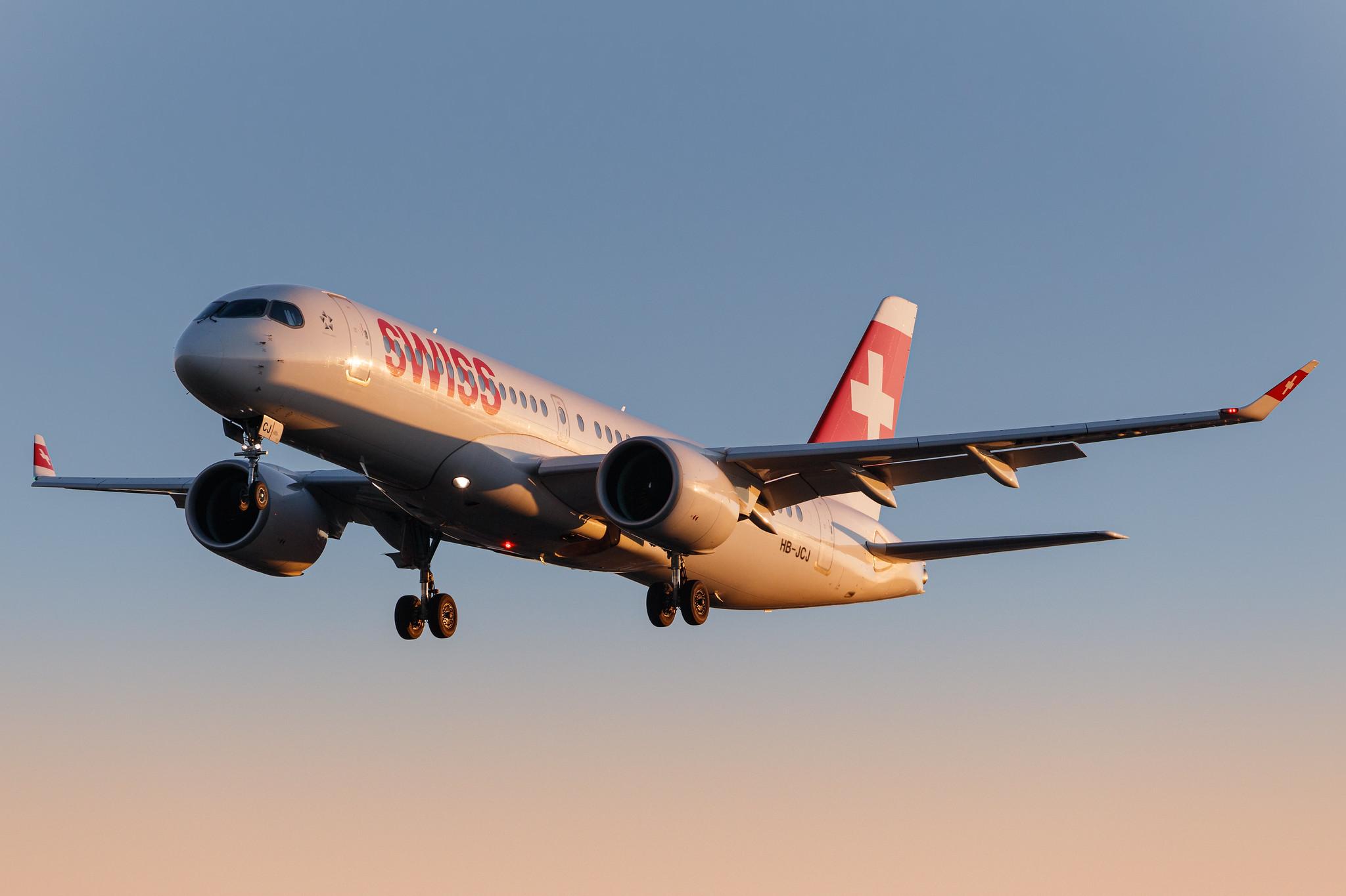 Hamburg Airport: Swiss (LX / SWR) |  Airbus A220-300 BCS3 | HB-JCJ | MSN 55025