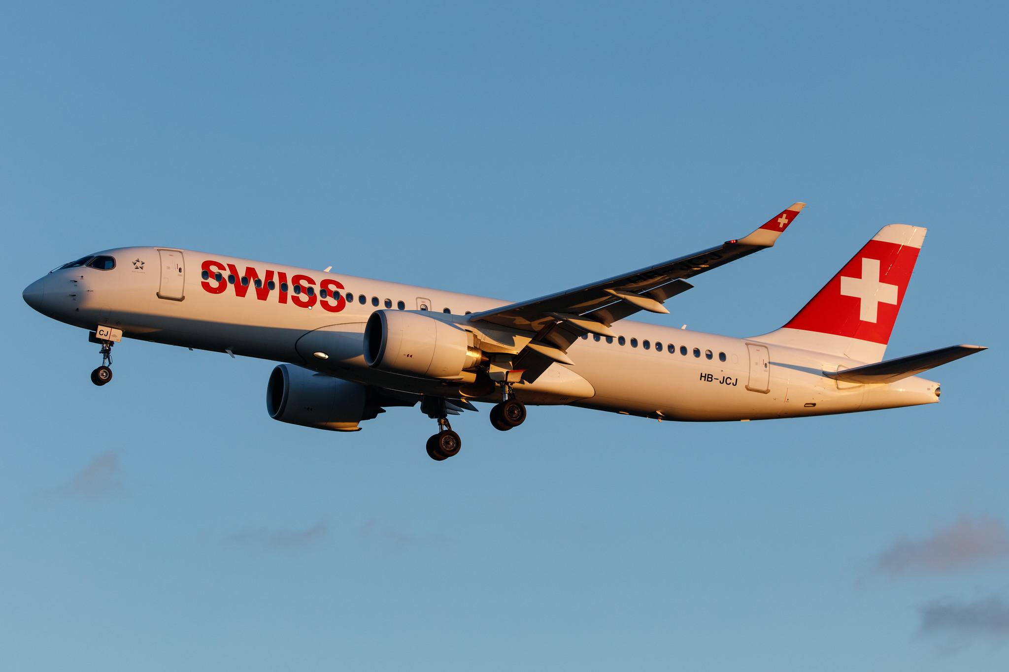 Hamburg Airport: Swiss (LX / SWR) |  Airbus A220-300 BCS3 | HB-JCJ | MSN 55025