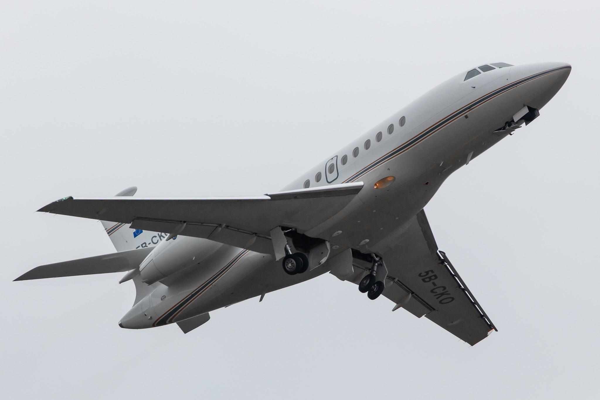 Hamburg Airport: Private owner |  Dassault Falcon 2000EX F2TH | 5B-CKO | MSN 96
