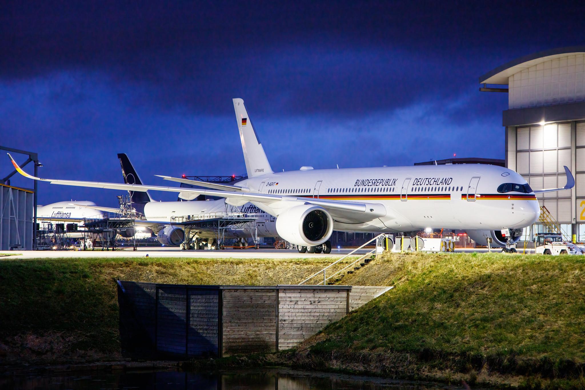 Hamburg Airport: German Air Force (/ GAF) |  Airbus A350-941CJ A359 | D-AGVT | MSN 468