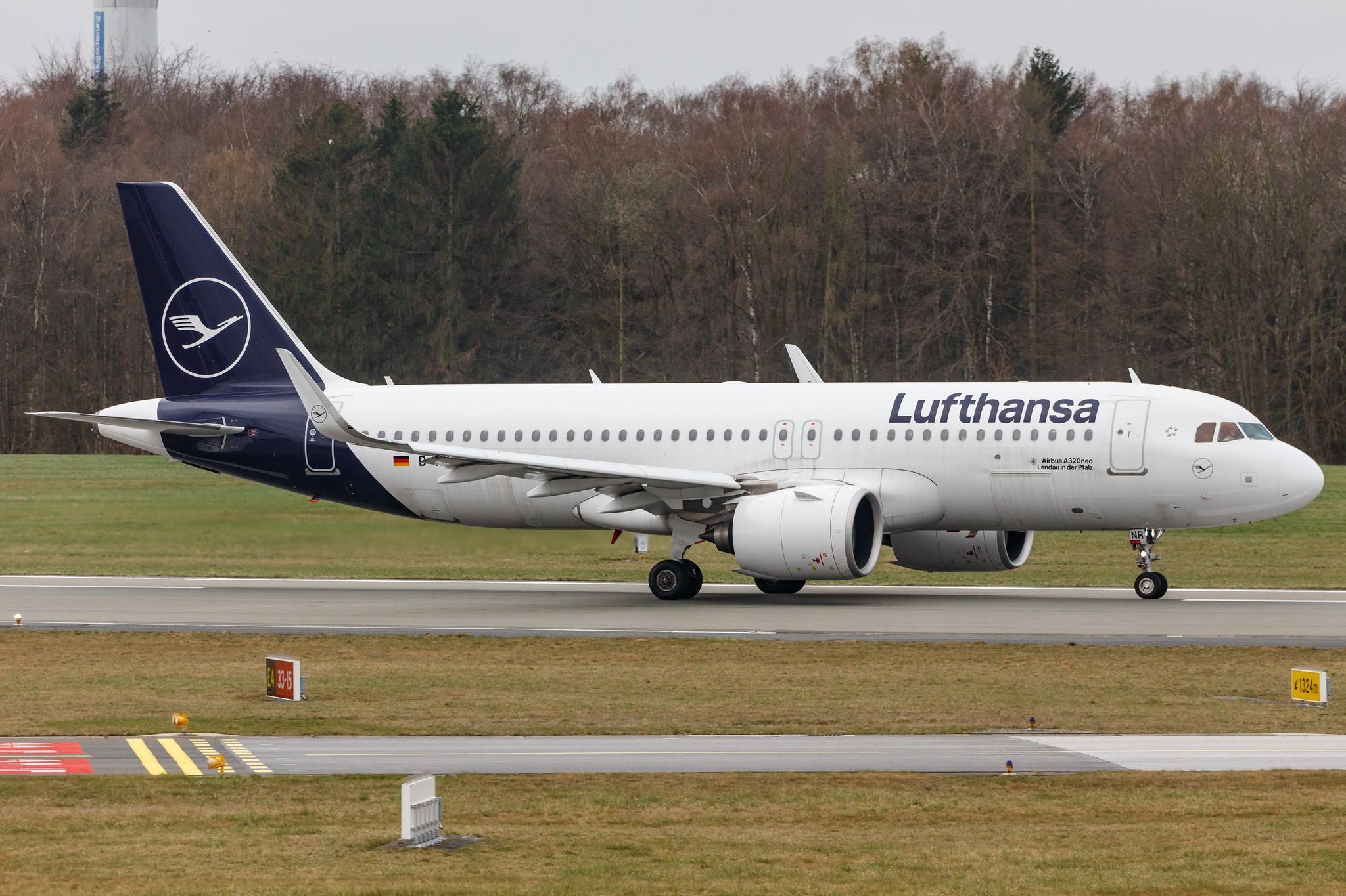 Hamburg Airport: Lufthansa (LH / DLH) |  Airbus A320-271N A20N | D-AINR | MSN 8725