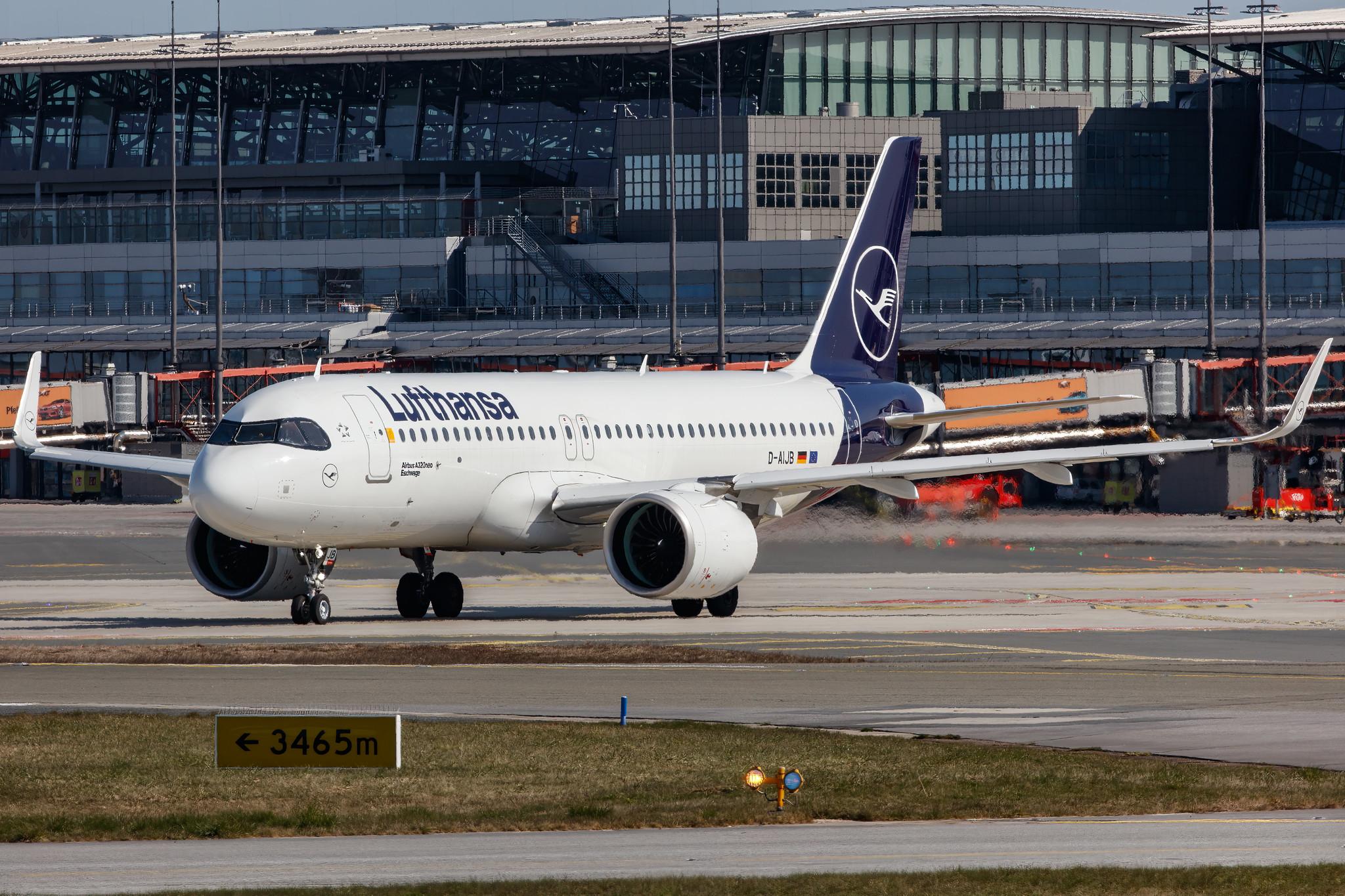 Hamburg Airport: Lufthansa (LH / DLH) |  Airbus A320-271N A20N | D-AIJB | MSN 09493