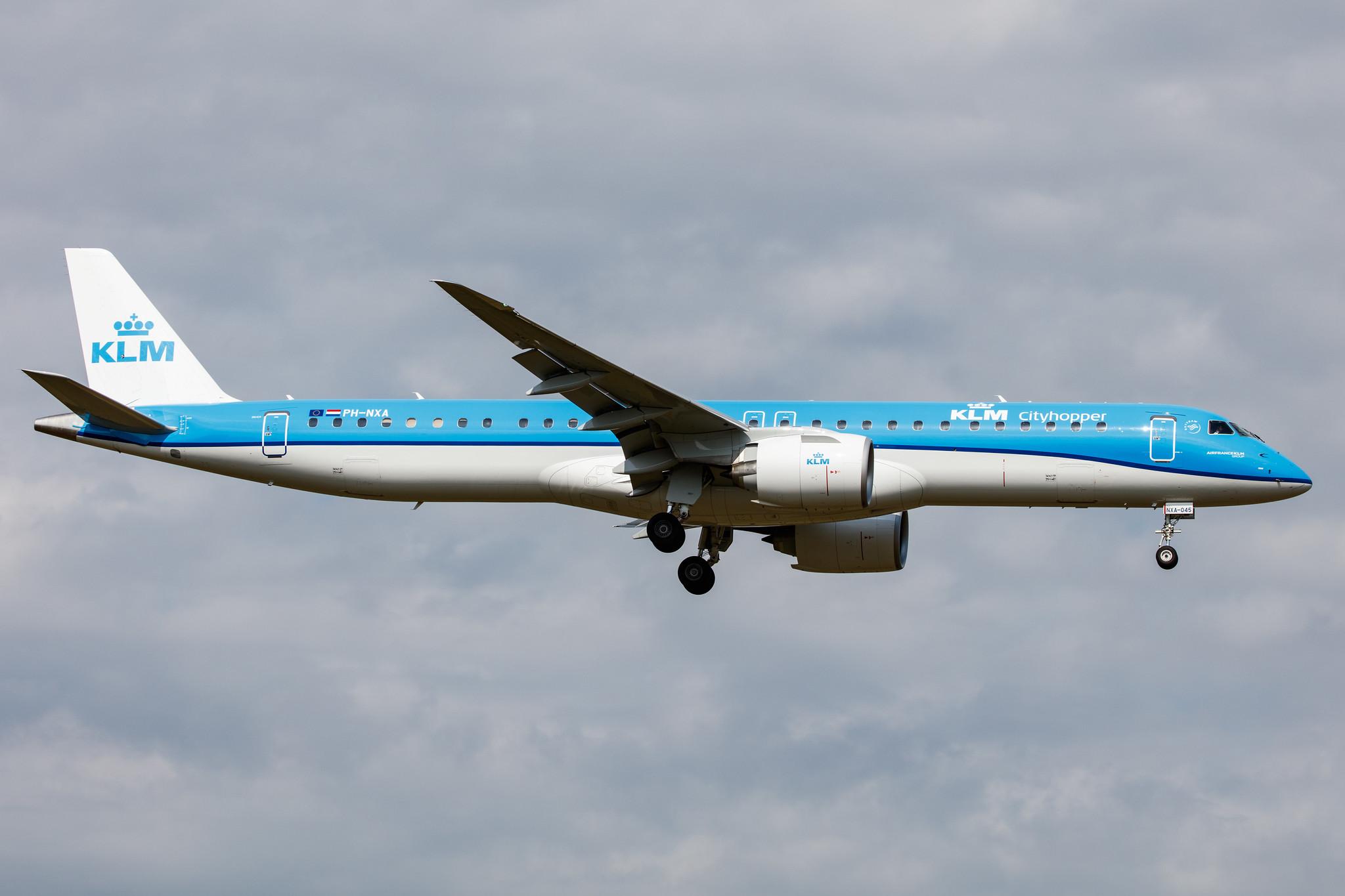 Hamburg Airport: KLM (KL / KLM) | Operator: KLM Cityhopper |  Embraer E195-E2 E295 | PH-NXA | MSN 19020045