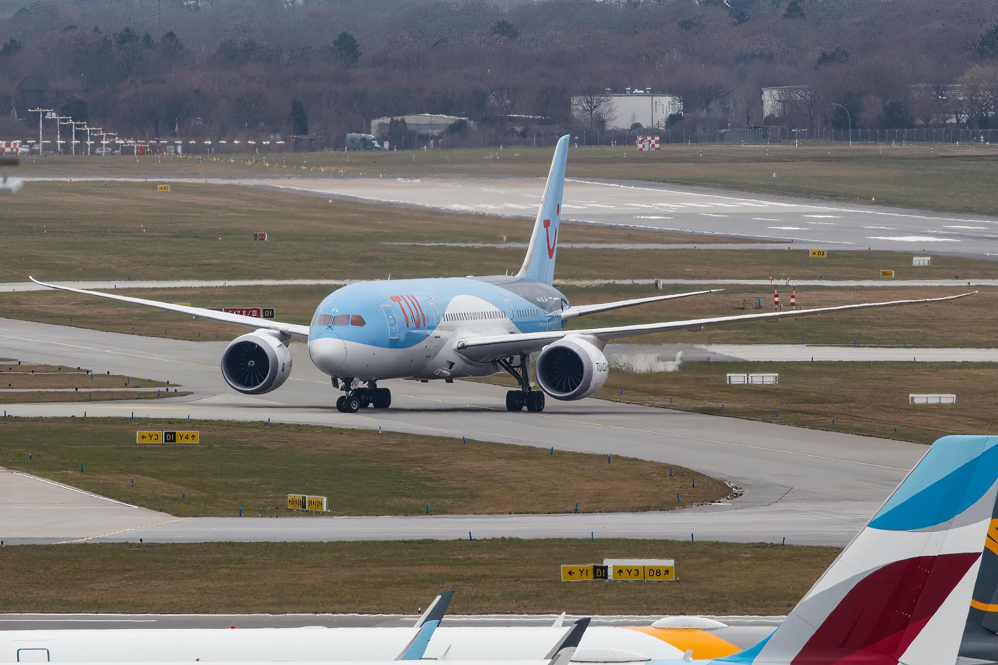 Hamburg Airport: TUI (X3 / TUI) | Operator: TUI fly Netherlands |  Boeing 787-8 Dreamliner B788 | PH-TFL | MSN 37228