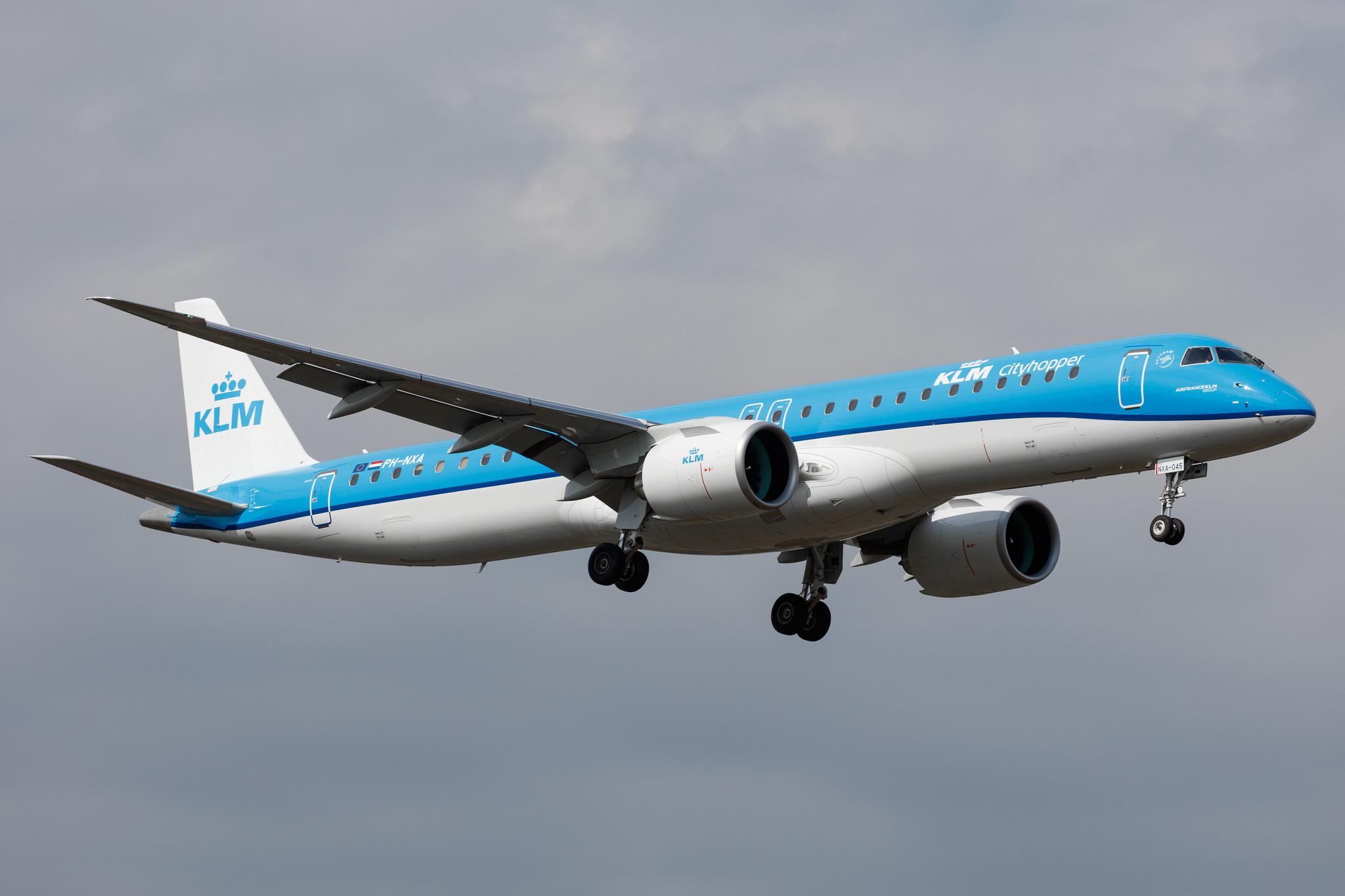 Hamburg Airport: KLM (KL / KLM) | Operator: KLM Cityhopper |  Embraer E195-E2 E295 | PH-NXA | MSN 19020045