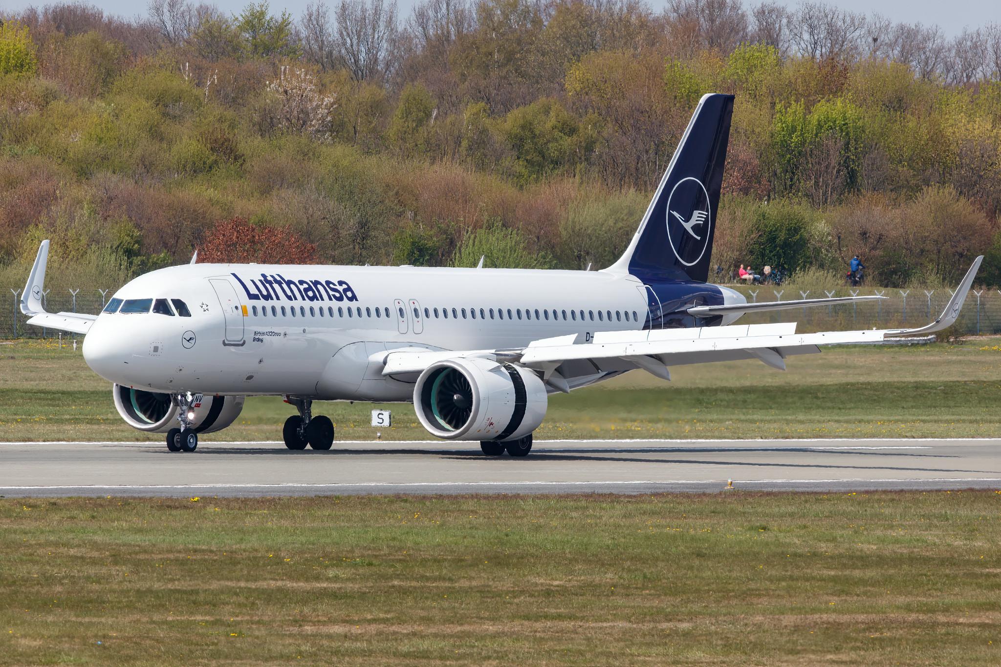 Hamburg Airport: Lufthansa (LH / DLH) |  Airbus A320-271N A20N | D-AINV | MSN 9071
