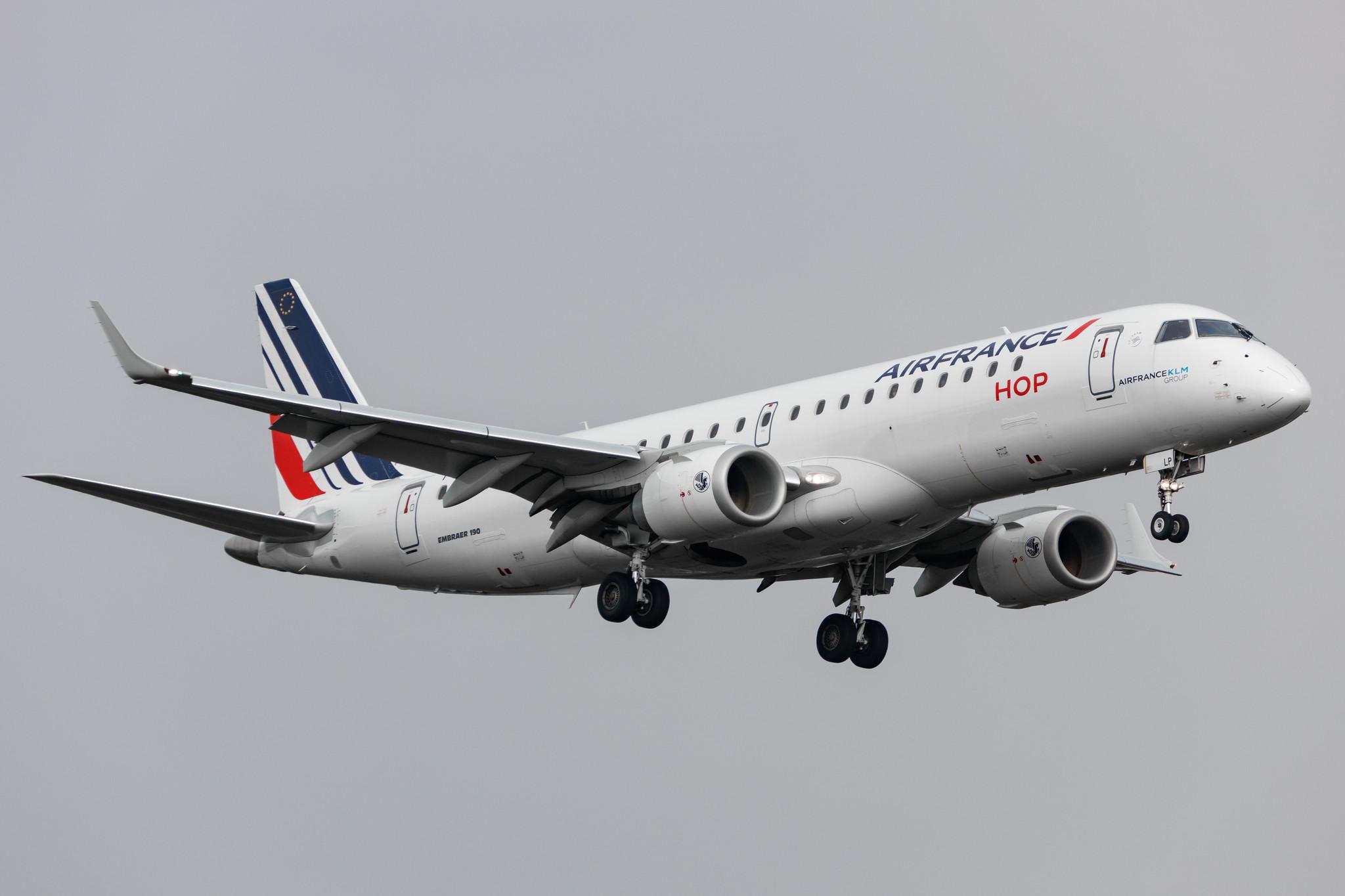 Hamburg Airport: Air France (AF / AFR) | Operator: Air France Hop |  Embraer E190STD E190 | F-HBLP | MSN 19000772