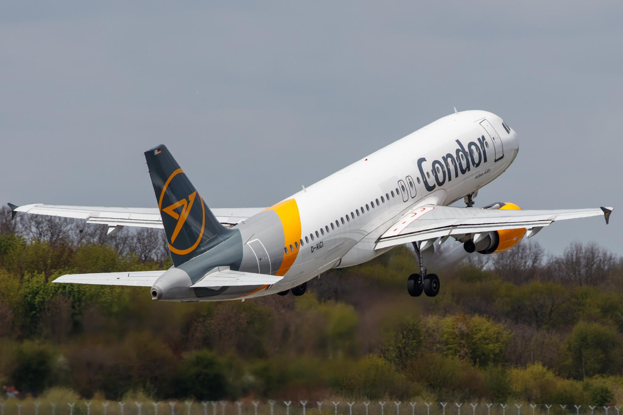 Hamburg Airport: Condor (DE / CFG) |  Airbus A320-212 A320 | D-AICI | MSN 1381