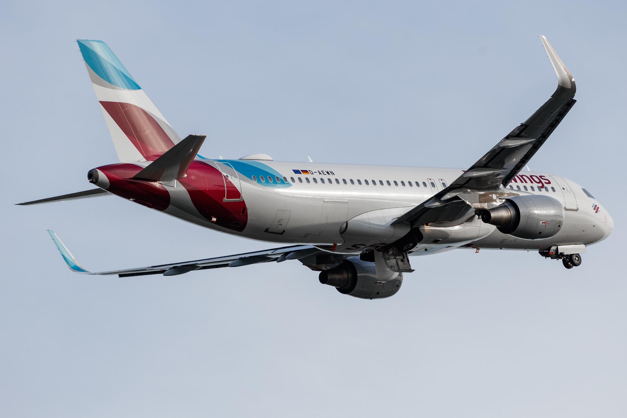 Hamburg Airport: Eurowings (EW / EWG) |  Airbus A320-214 A320 | D-AEWN | MSN 7393