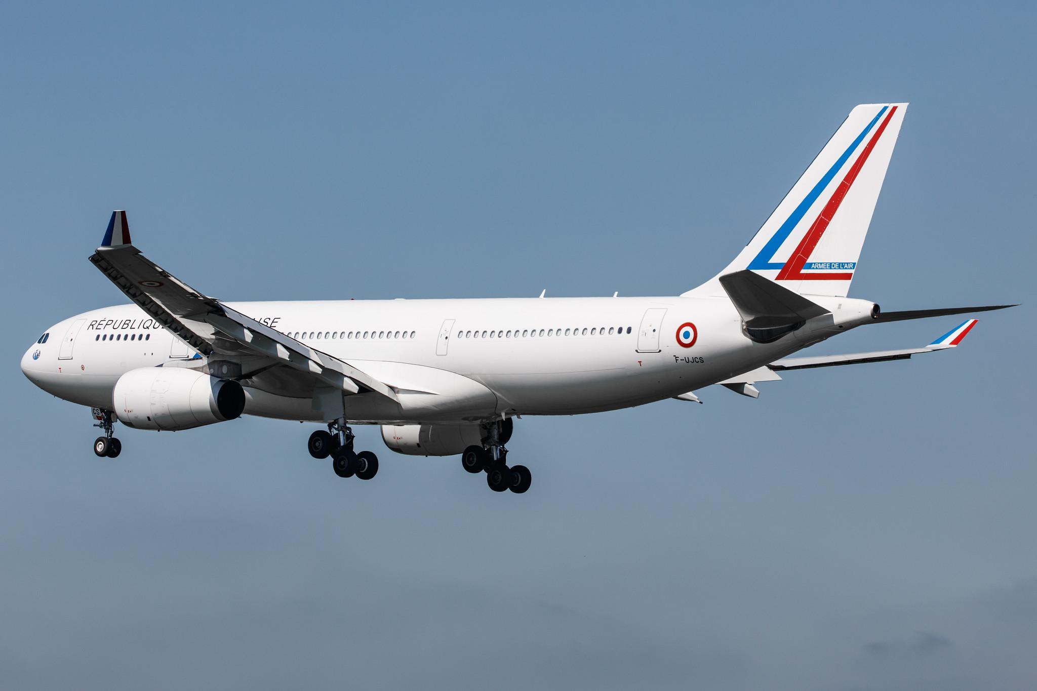 Hamburg Airport: French Air Force |  Airbus A330-243 A332 | F-UJCS | MSN 1608