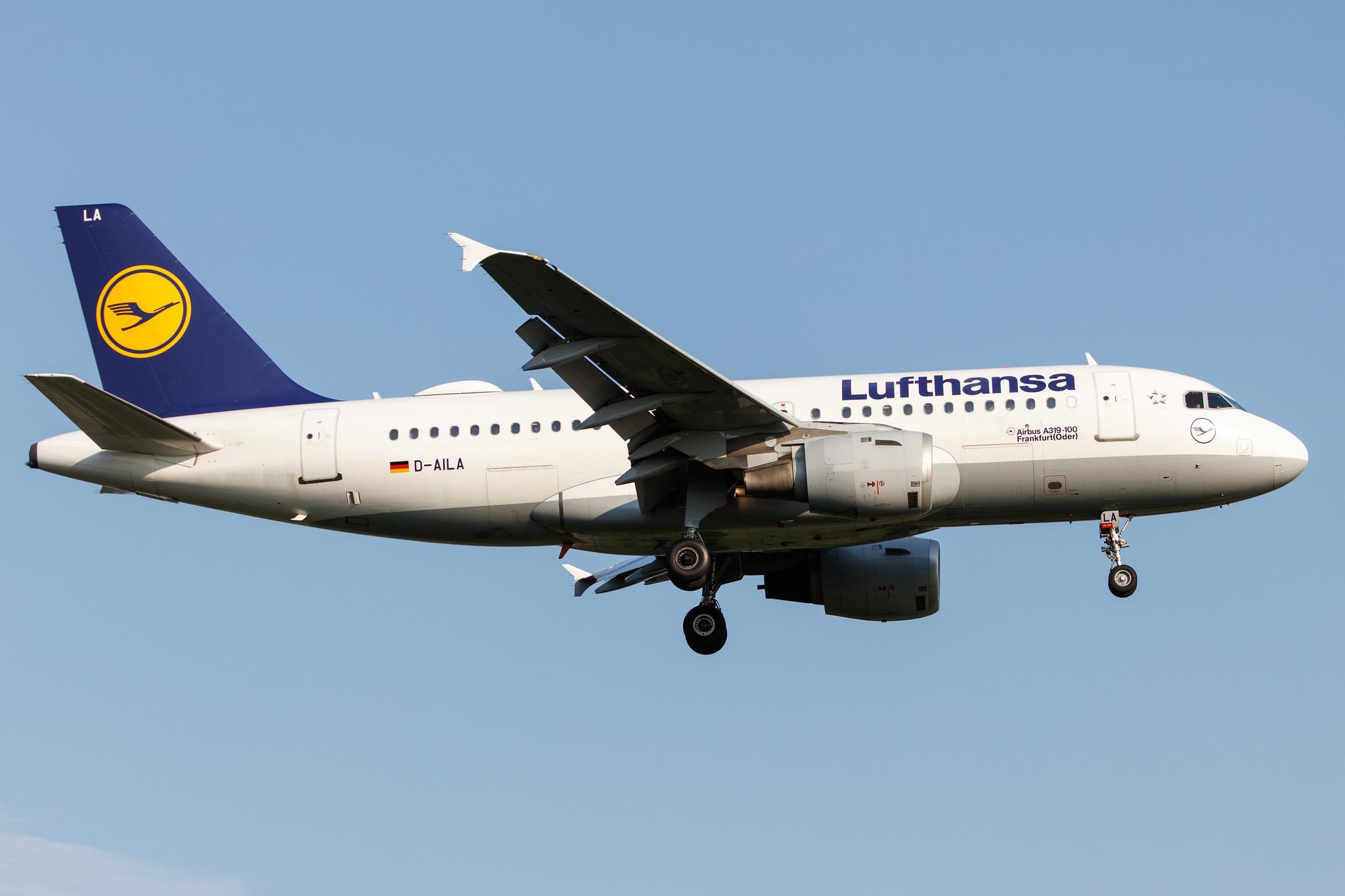 Hamburg Airport: Lufthansa (LH / DLH) |  Airbus A319-114 A319 | D-AILA | MSN 0609