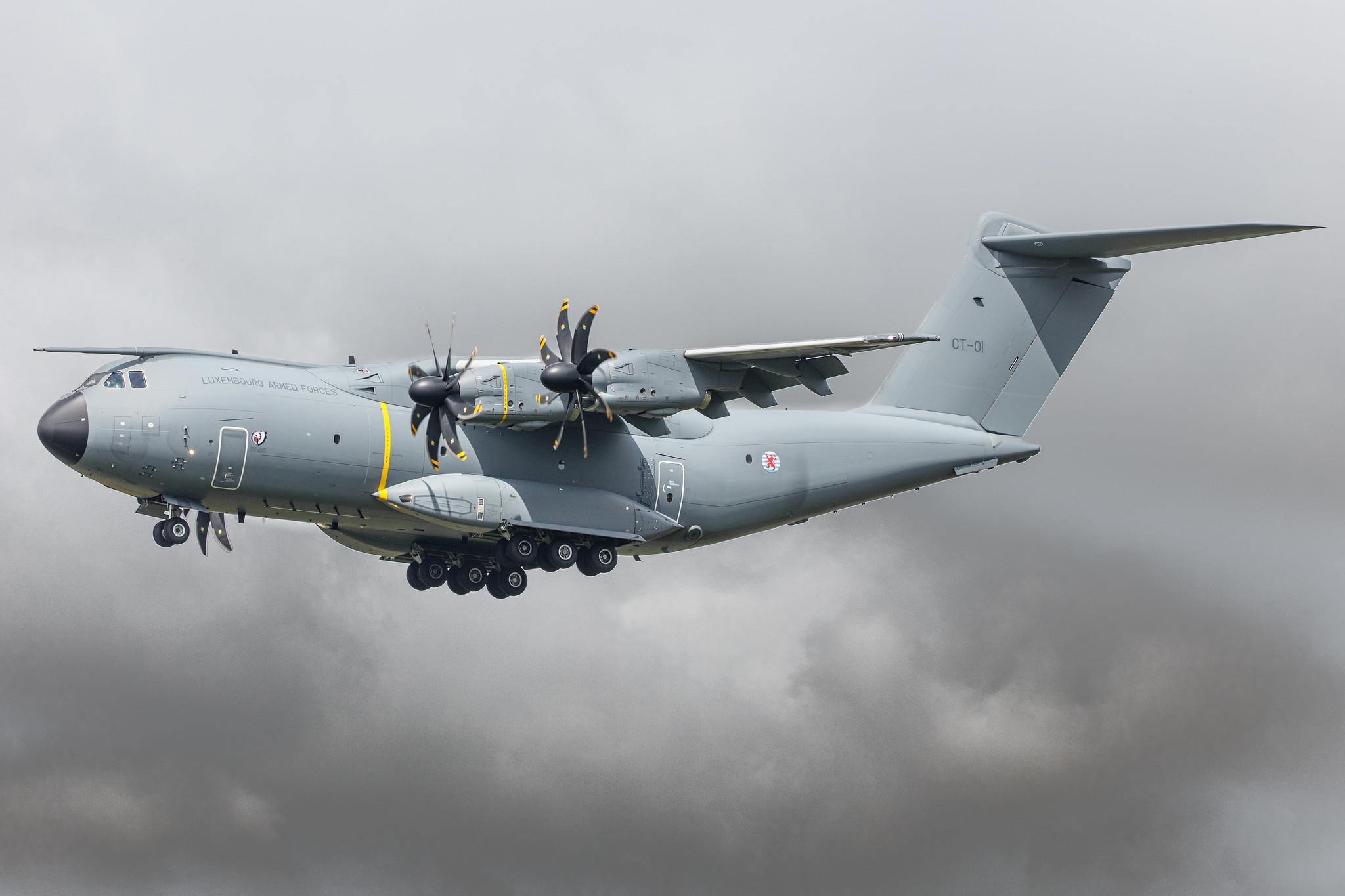Hamburg Airport: Luxembourg Armed Forces |  Airbus A400M-180 A400 | CT-01 | MSN 104
