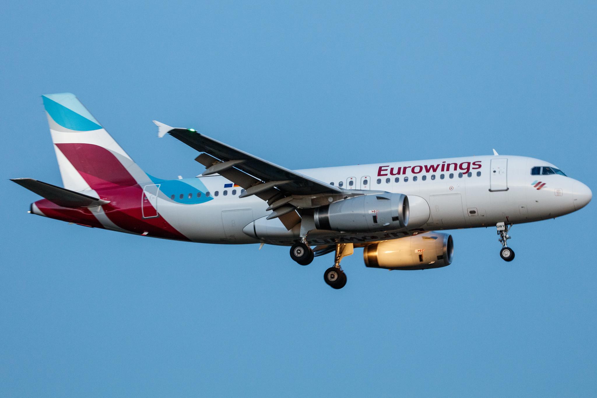 Hamburg Airport: Eurowings (EW / EWG) |  Airbus A319-132 A319 | D-AGWY | MSN 5941