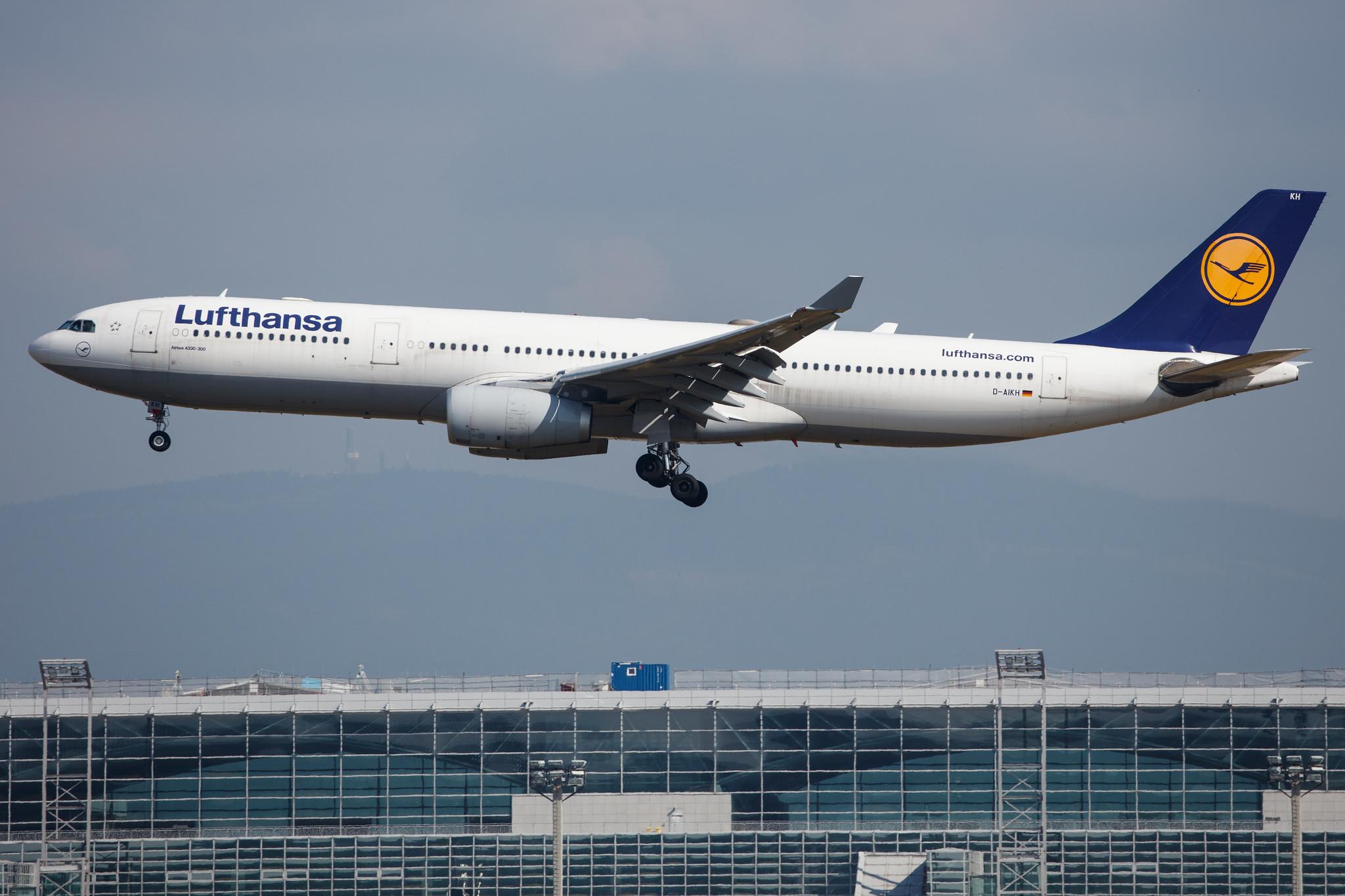 Frankfurt Airport: Lufthansa (LH / DLH) |  Airbus A330-343 A333 | D-AIKH | MSN 0648