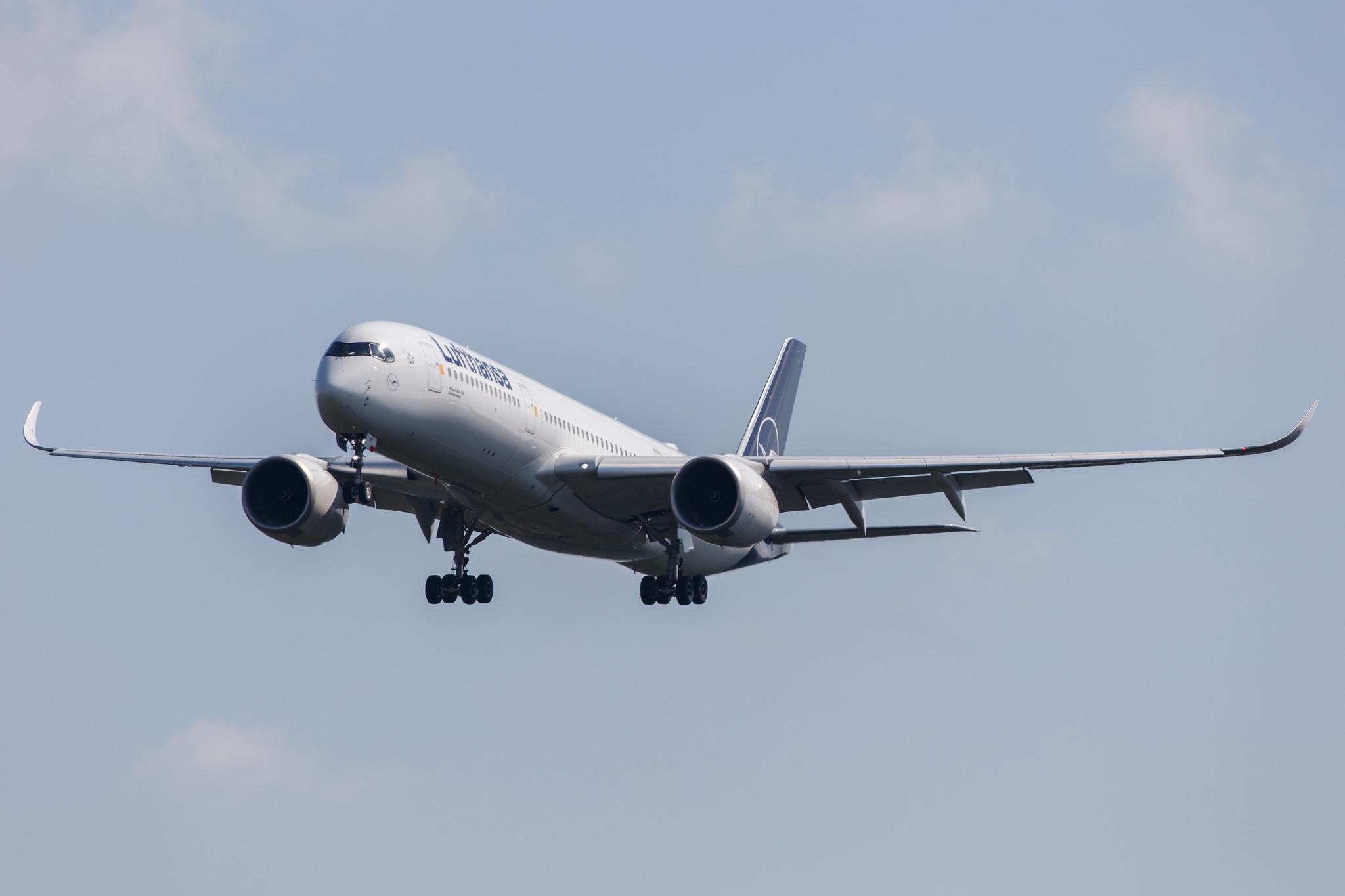 Frankfurt Airport: Lufthansa (LH / DLH) |    Airbus A350-941 A359 | D-AIXP | MSN 390