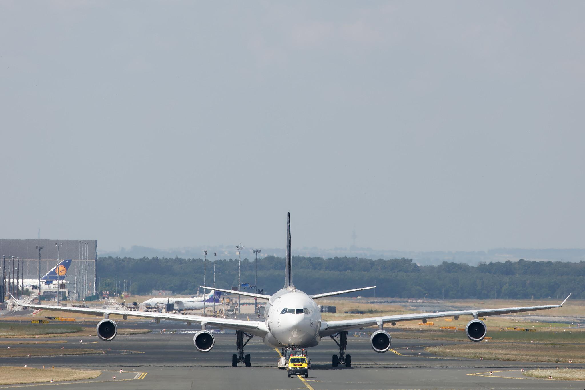 Frankfurt Airport: Lufthansa (LH / DLH) |  Livery: Star Alliance Livery |  Airbus A340-313 A343 | D-AIGV | MSN 0325