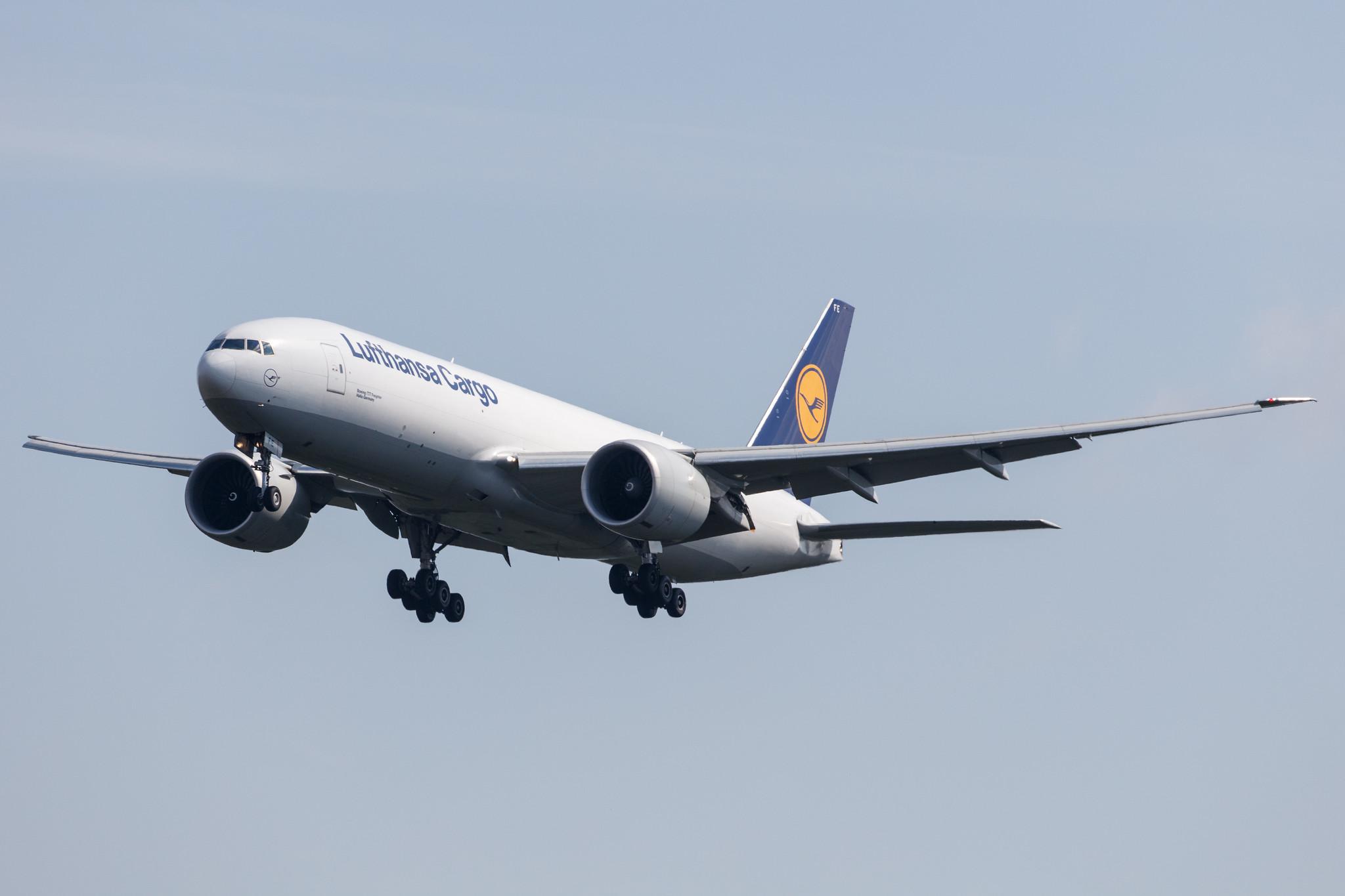 Frankfurt Airport: Lufthansa Cargo (/ GEC) |  Boeing 777-FBT B77L | D-ALFE | MSN 41678