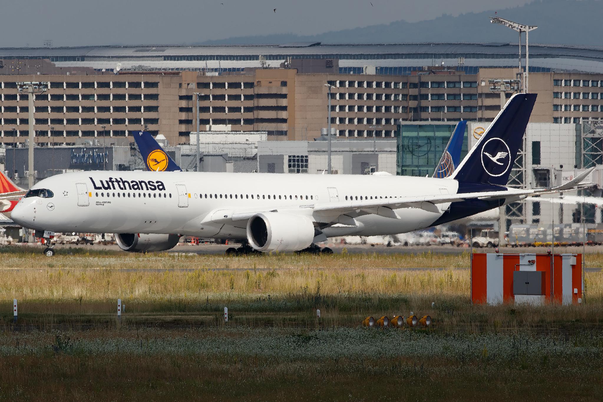 Frankfurt Airport: Lufthansa (LH / DLH) |  Airbus A350-941 A359 | D-AIXA | MSN 074