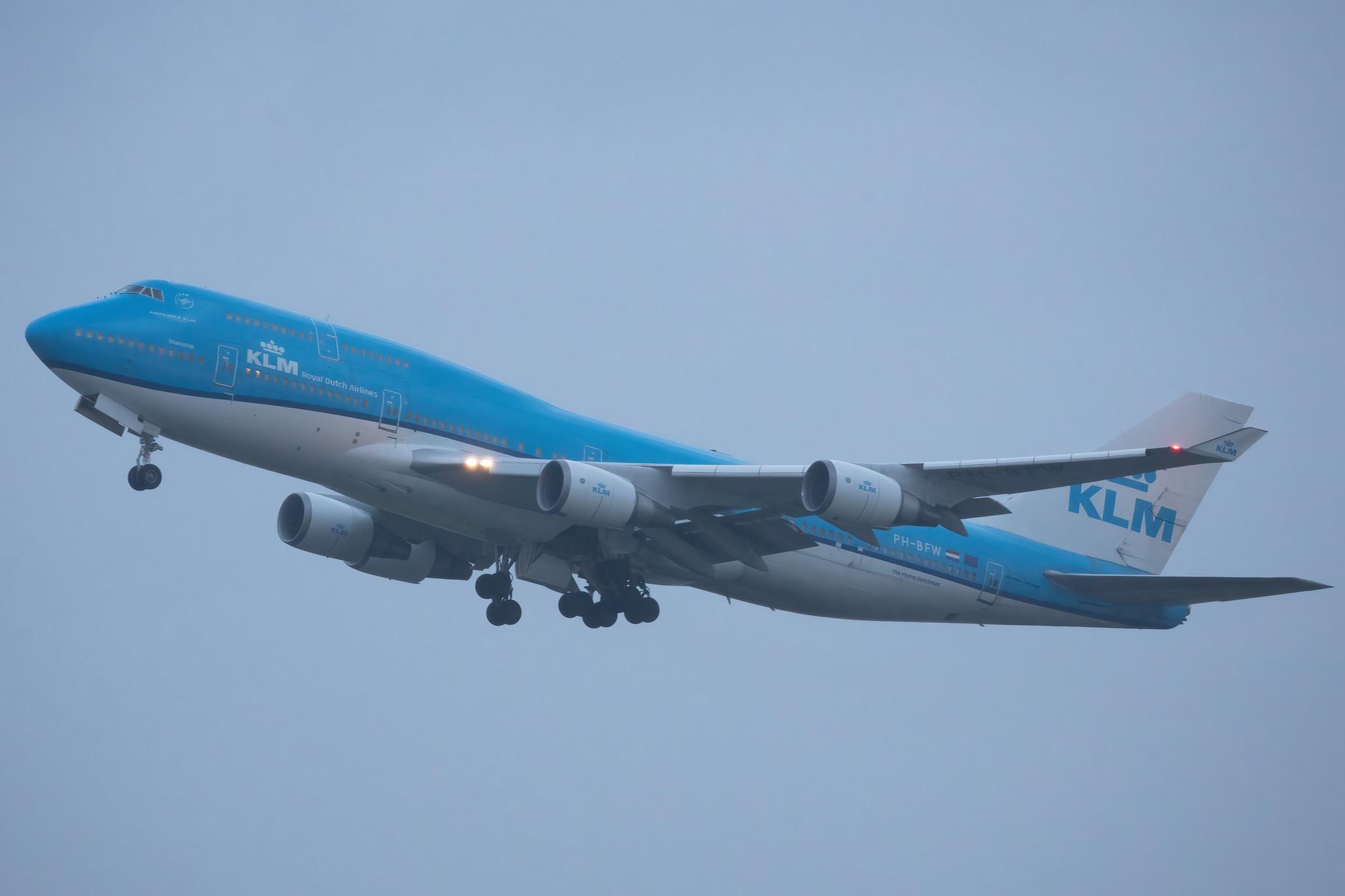 Amsterdam Schiphol: KLM (KL / KLM) |  Boeing 747-406(M) B744 | PH-BFW | MSN 30454