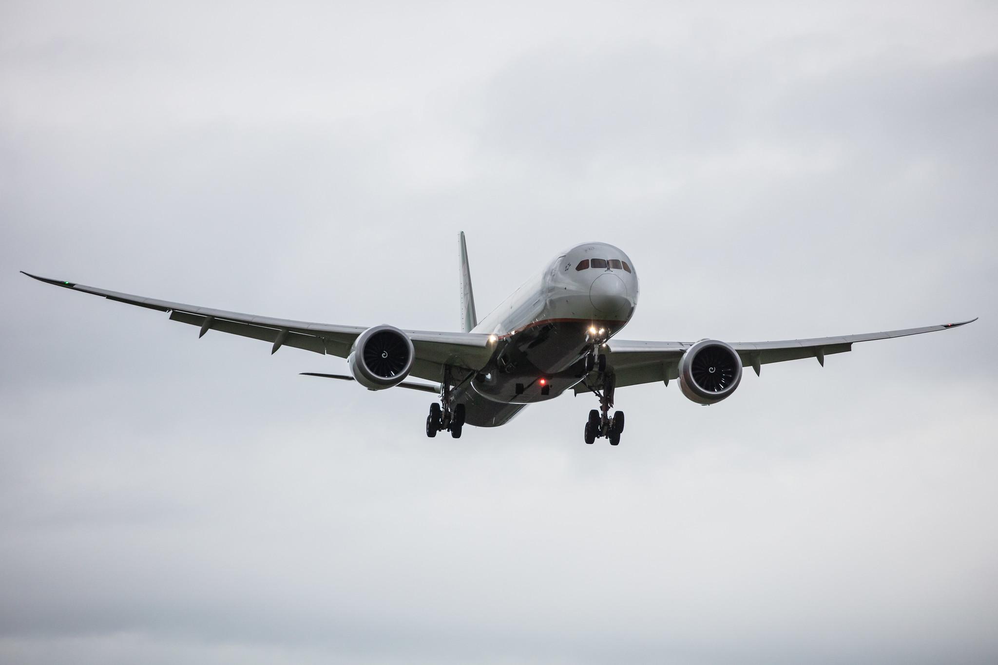 Amsterdam Schiphol: EVA Air (BR / EVA) |  Boeing 787-10 Dreamliner B78X | B-17806 | MSN 60289
