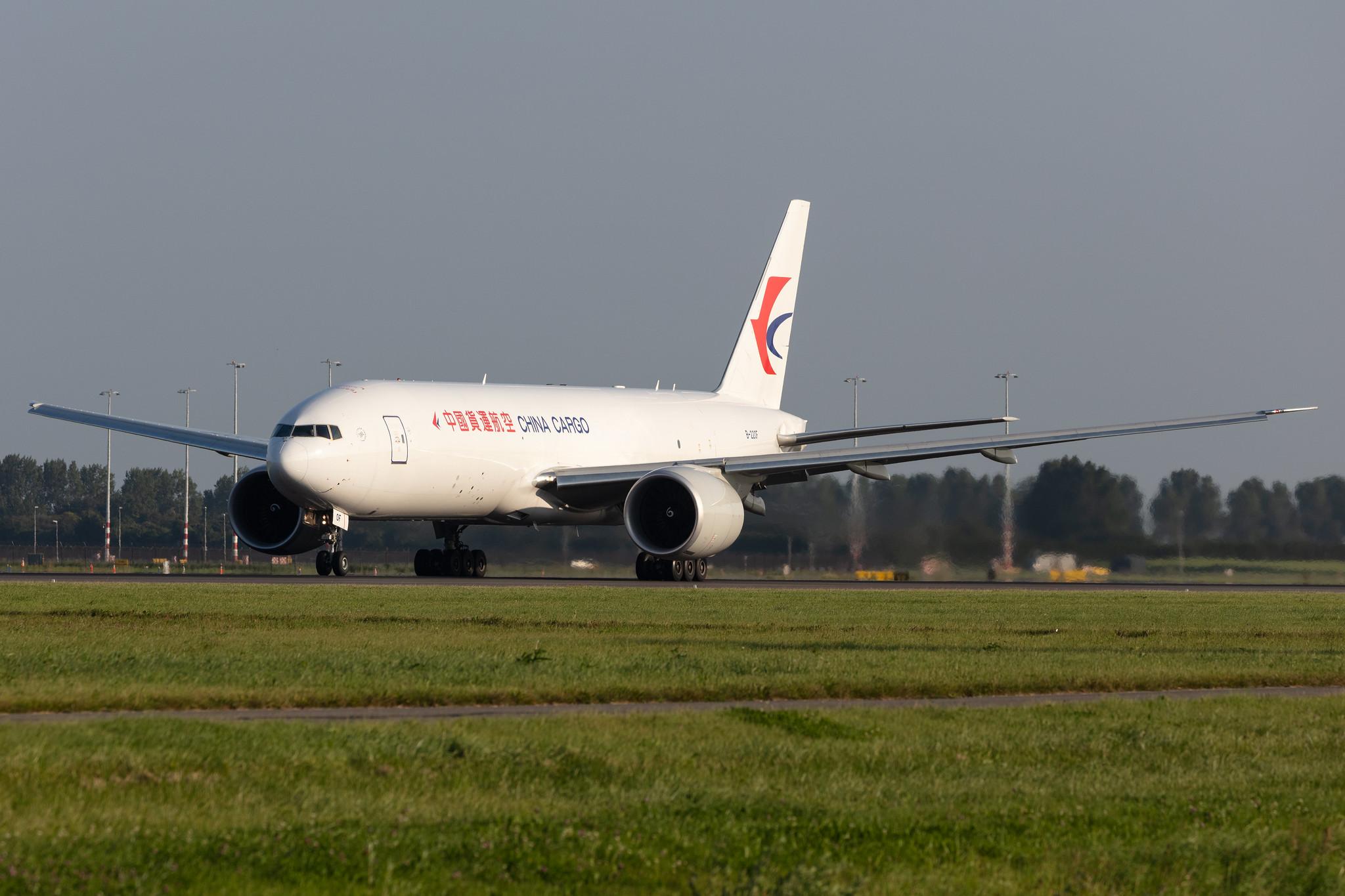 Amsterdam Schiphol: China Cargo Airlines (CK / CKK) |  Boeing 777-F B77L | B-220F | MSN 66624