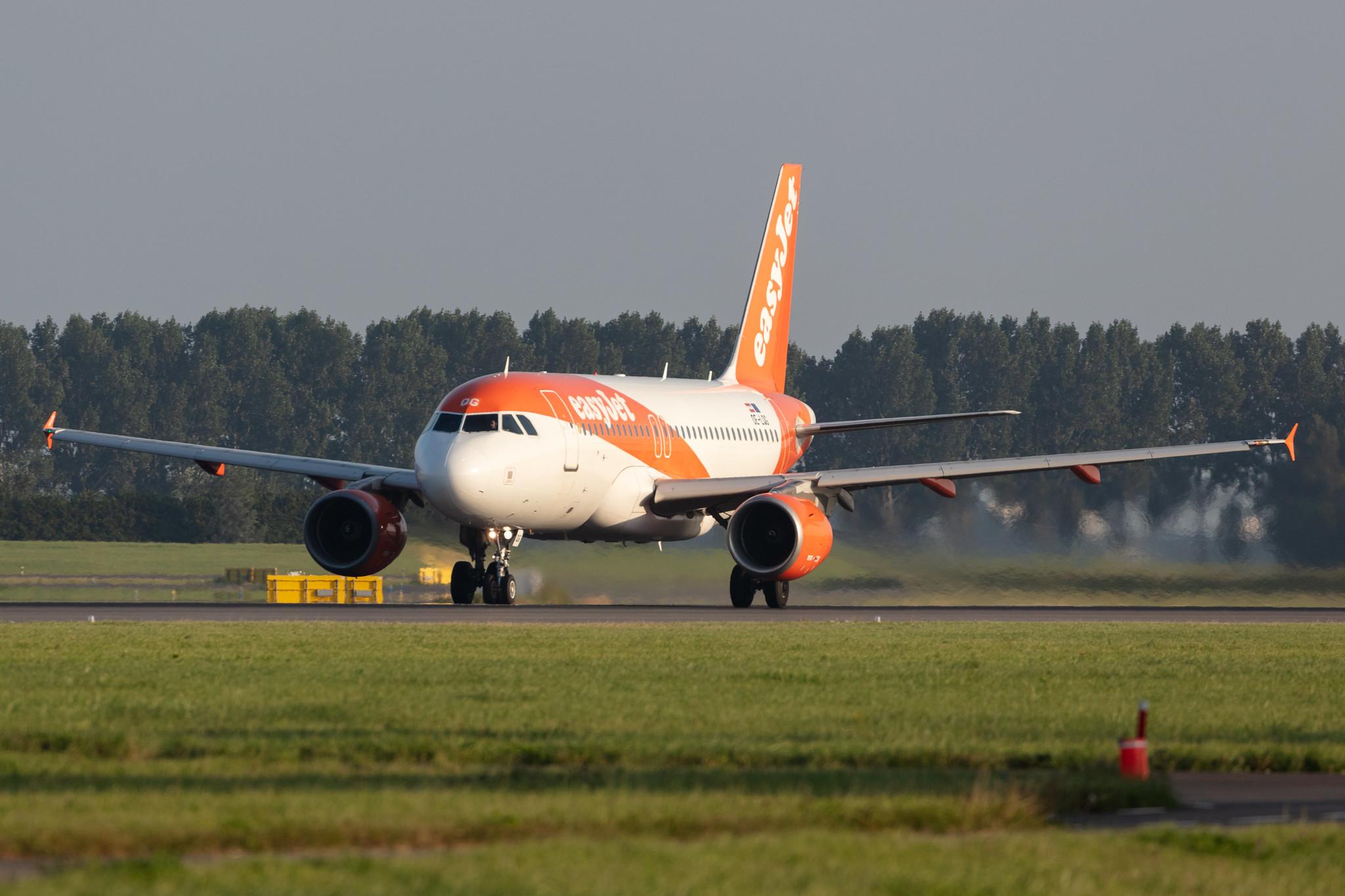 Amsterdam Schiphol: easyJet (U2 / EZY) | Operator: easyJet Europe |  Airbus A319-111 A319 | OE-LQG | MSN 4076